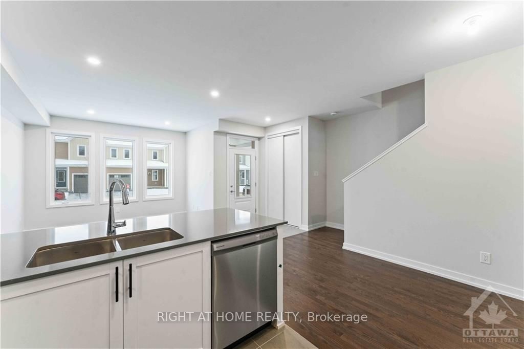 37 Chasing Grove Property Photo 11