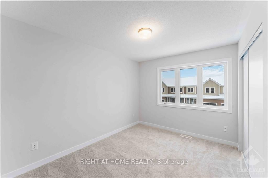 37 Chasing Grove Property Photo 17