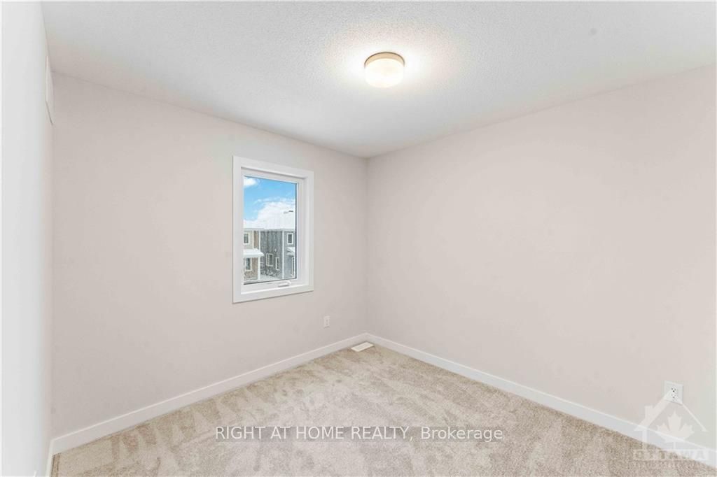 37 Chasing Grove Property Photo 21