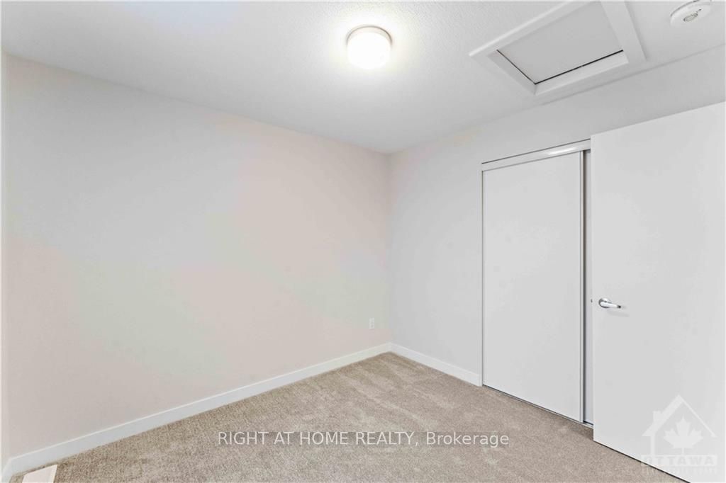 37 Chasing Grove Property Photo 22