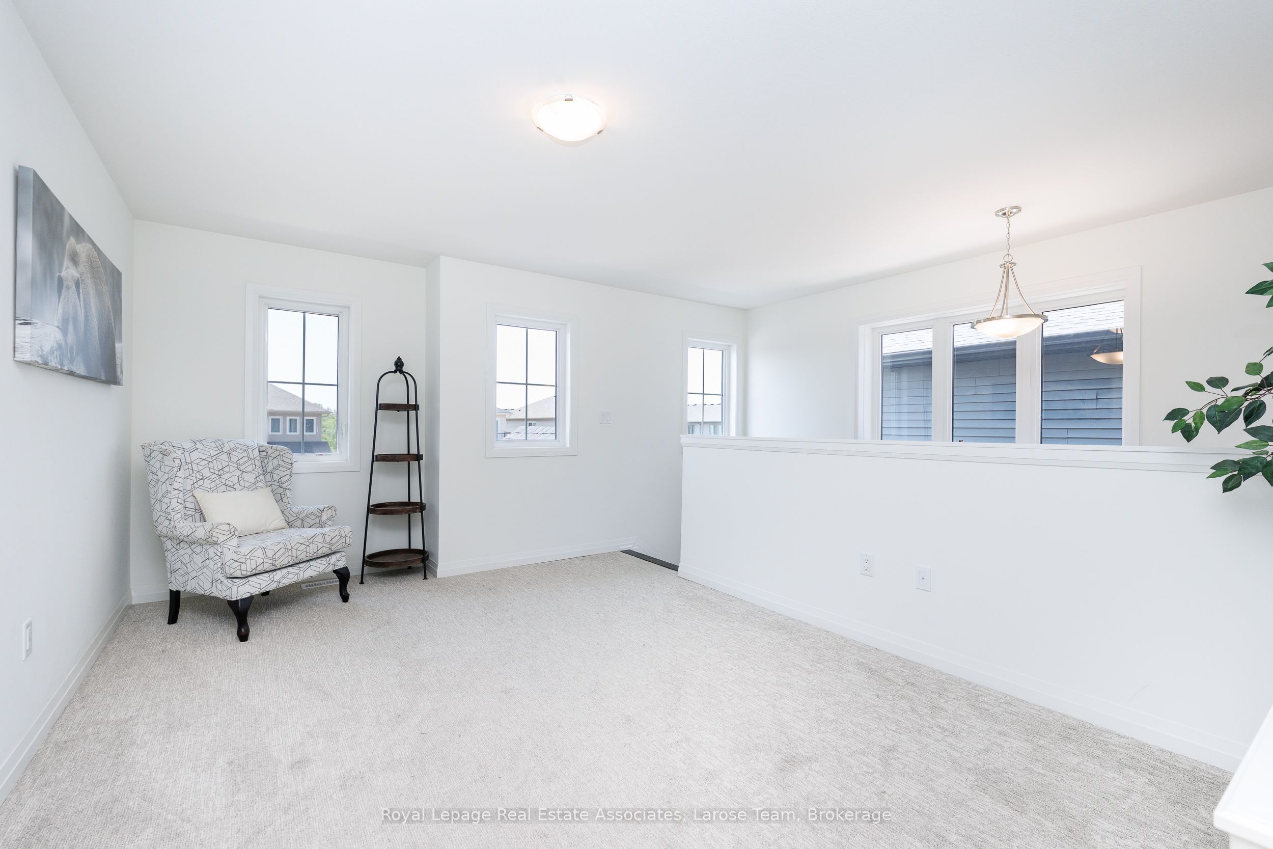 31 Willson Drive Main And 2nd Floor Property Photo 14