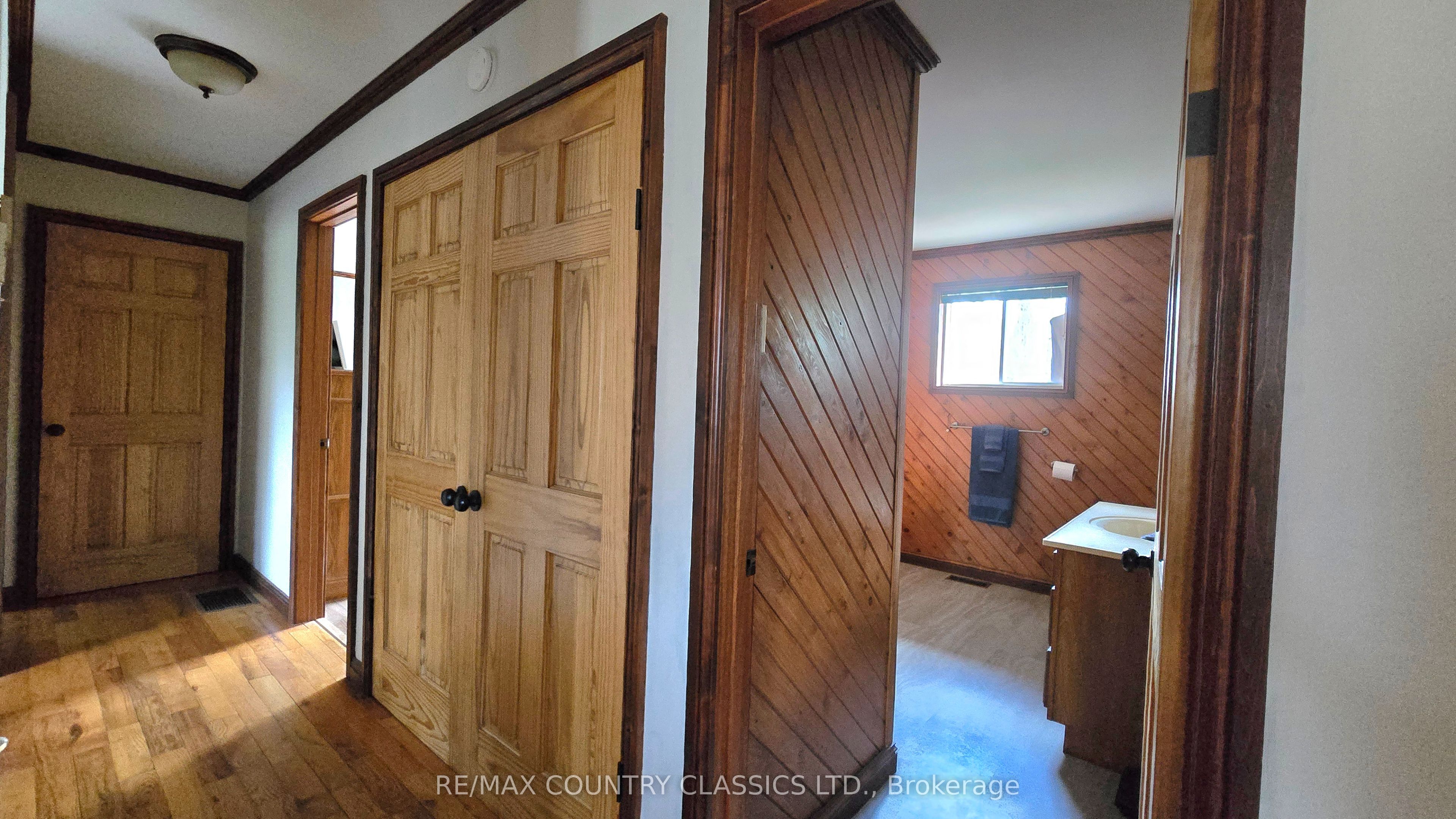 2445 Old Hastings Road Property Photo 11