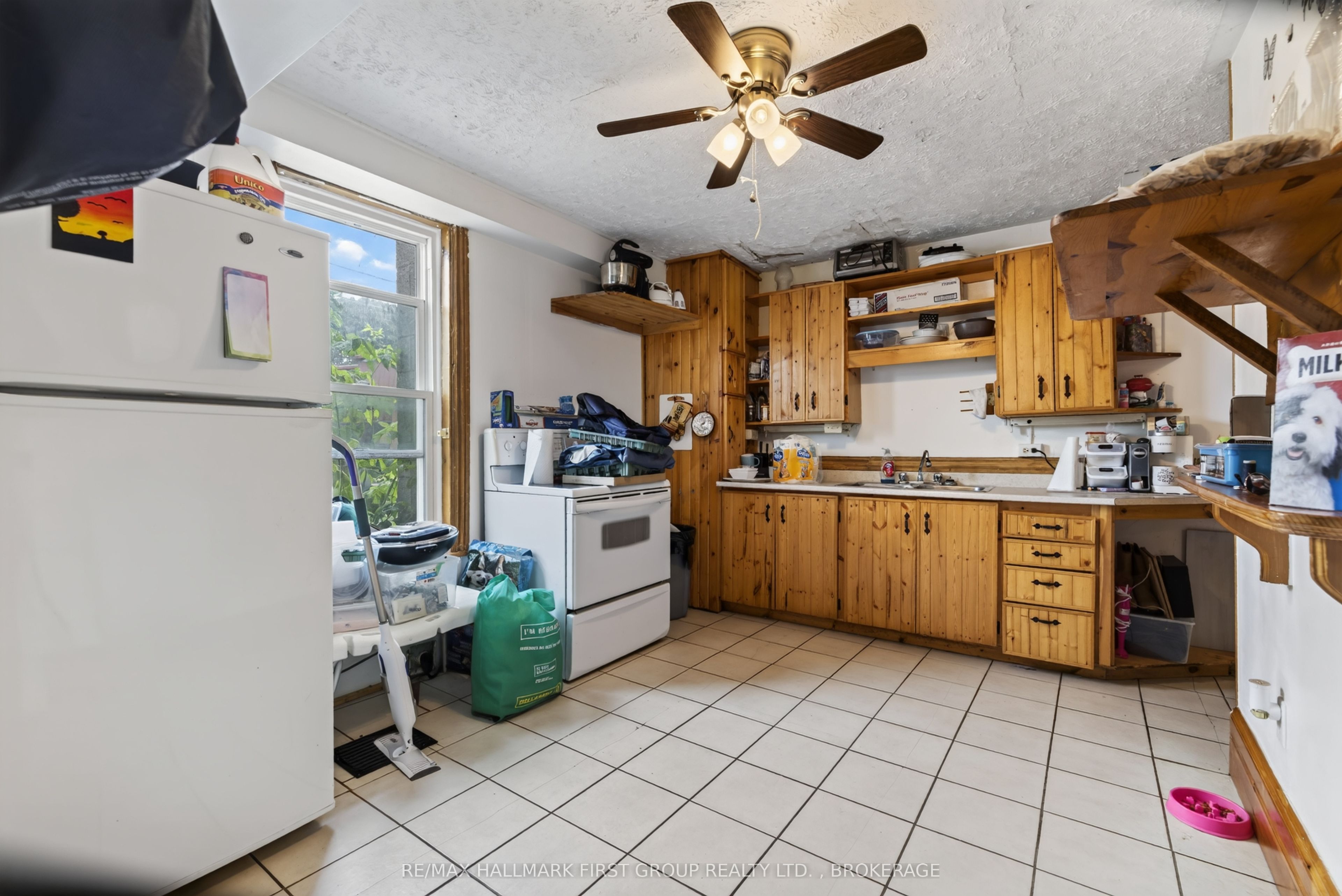 667 Montreal Street Property Photo 13