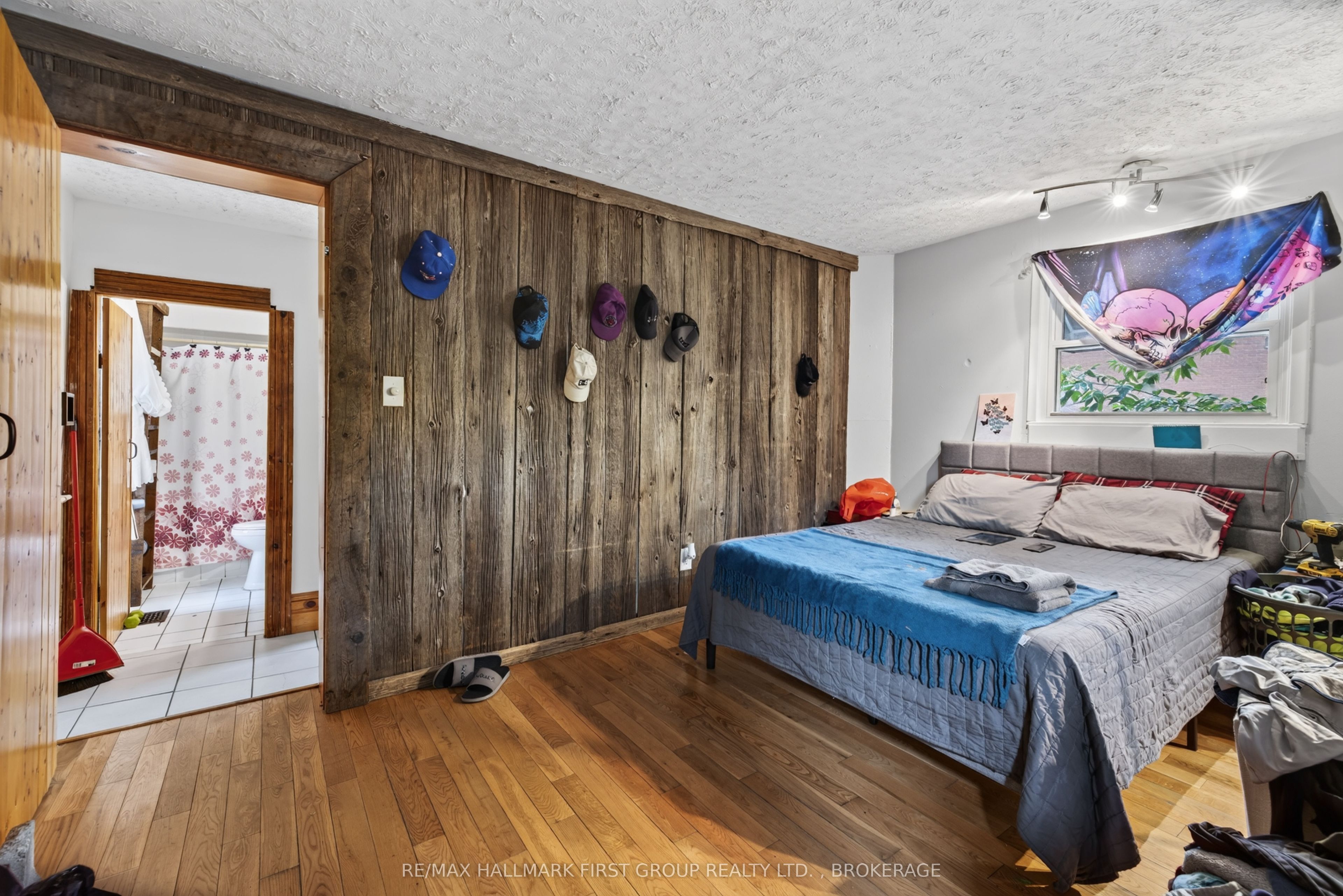 667 Montreal Street Property Photo 17