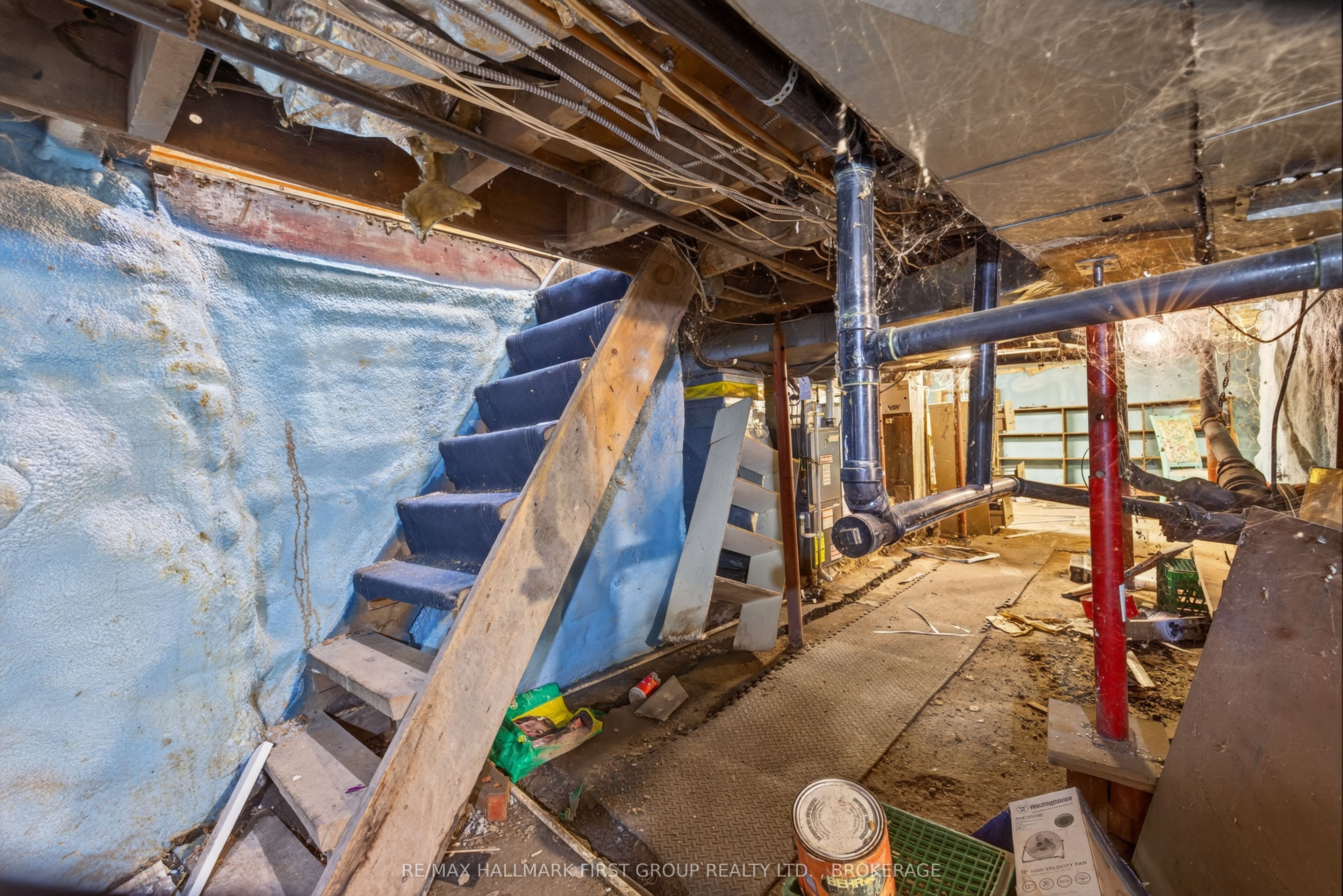 667 Montreal Street Property Photo 34