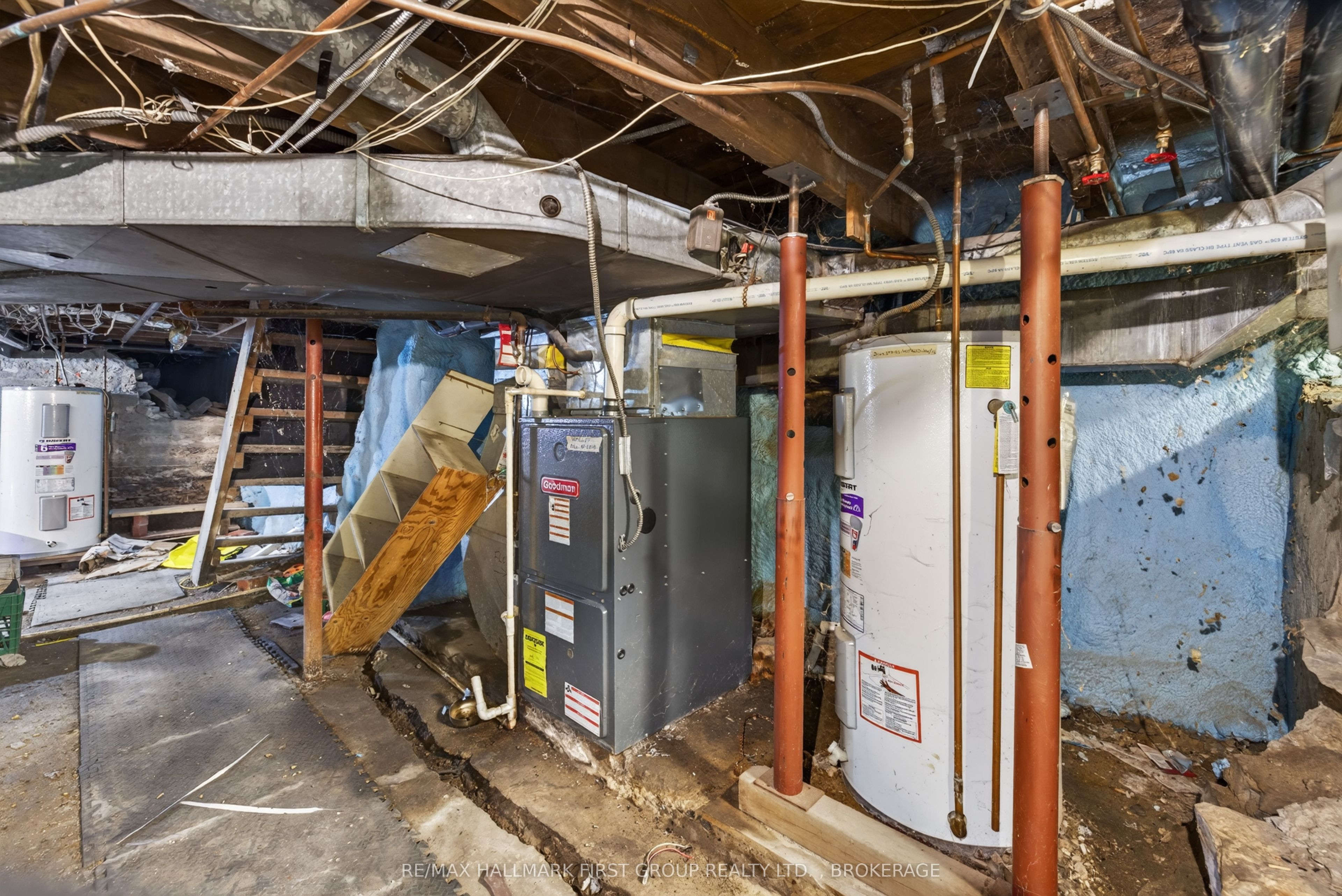 667 Montreal Street Property Photo 36