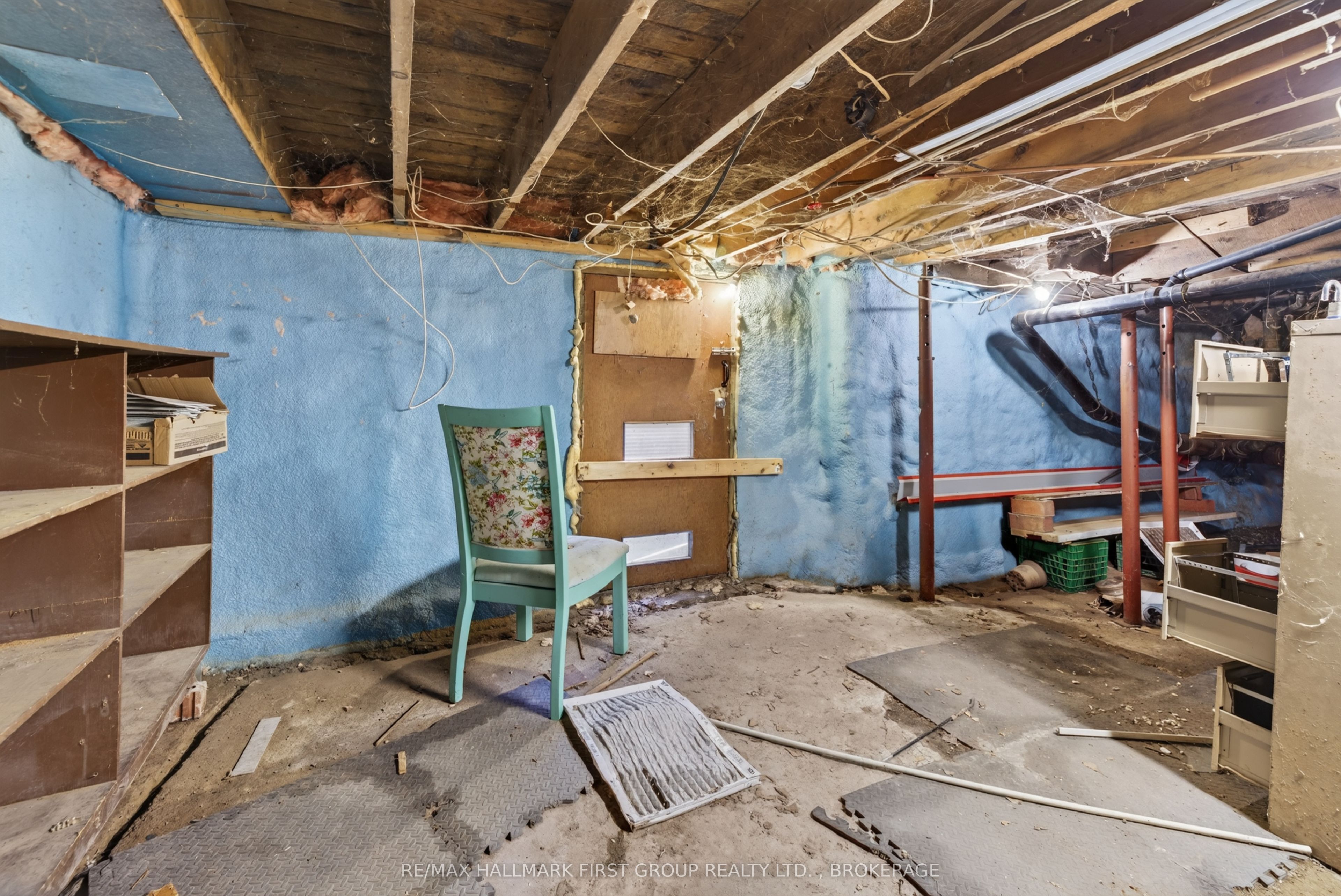 667 Montreal Street Property Photo 37