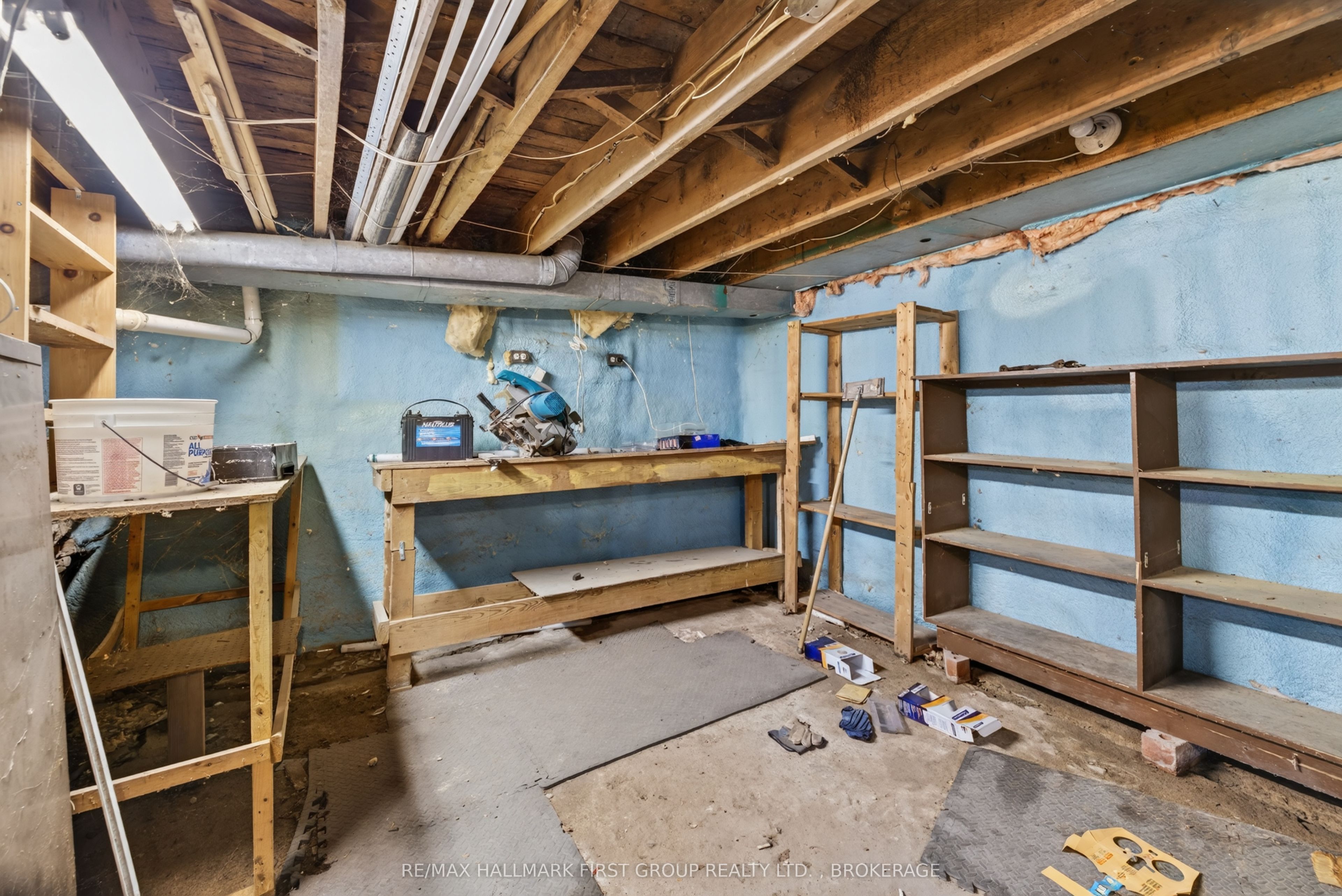 667 Montreal Street Property Photo 38