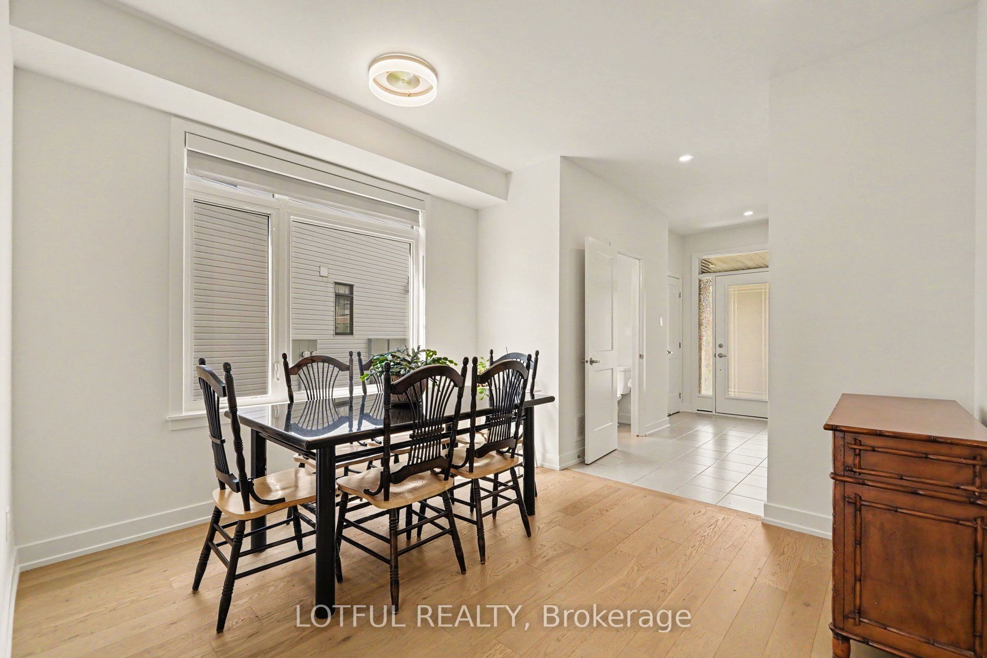 56 Heirloom Street Property Photo 6