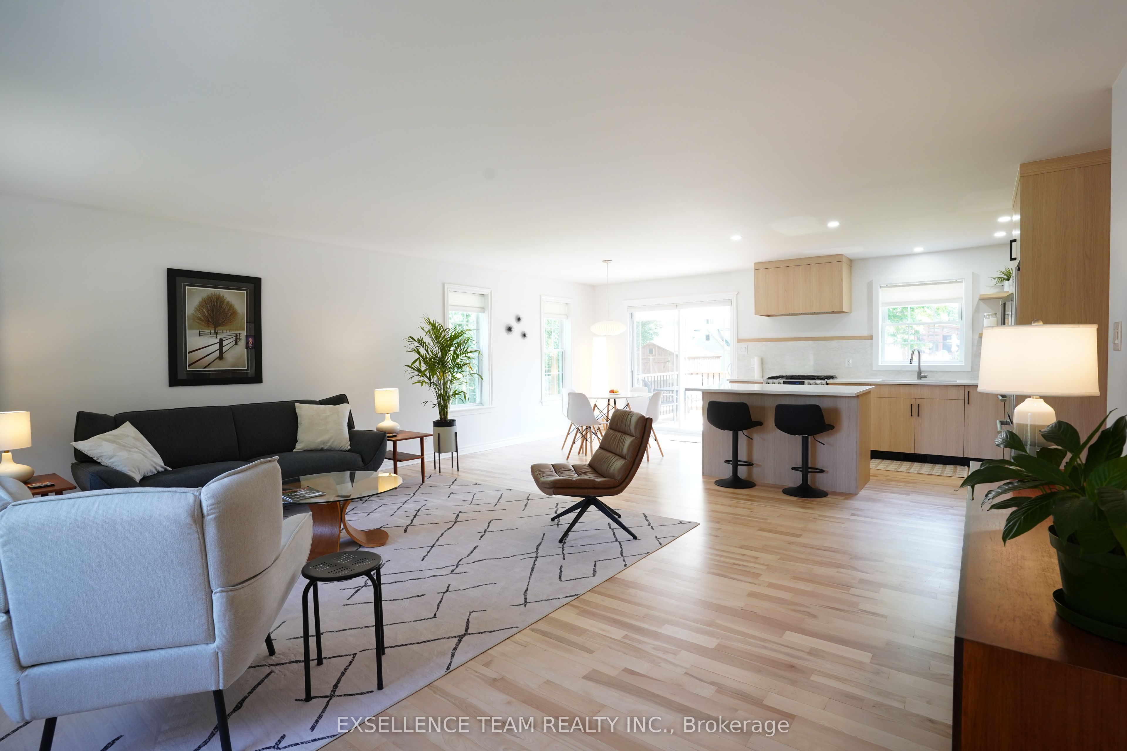 16 Monk Street Property Photo 6