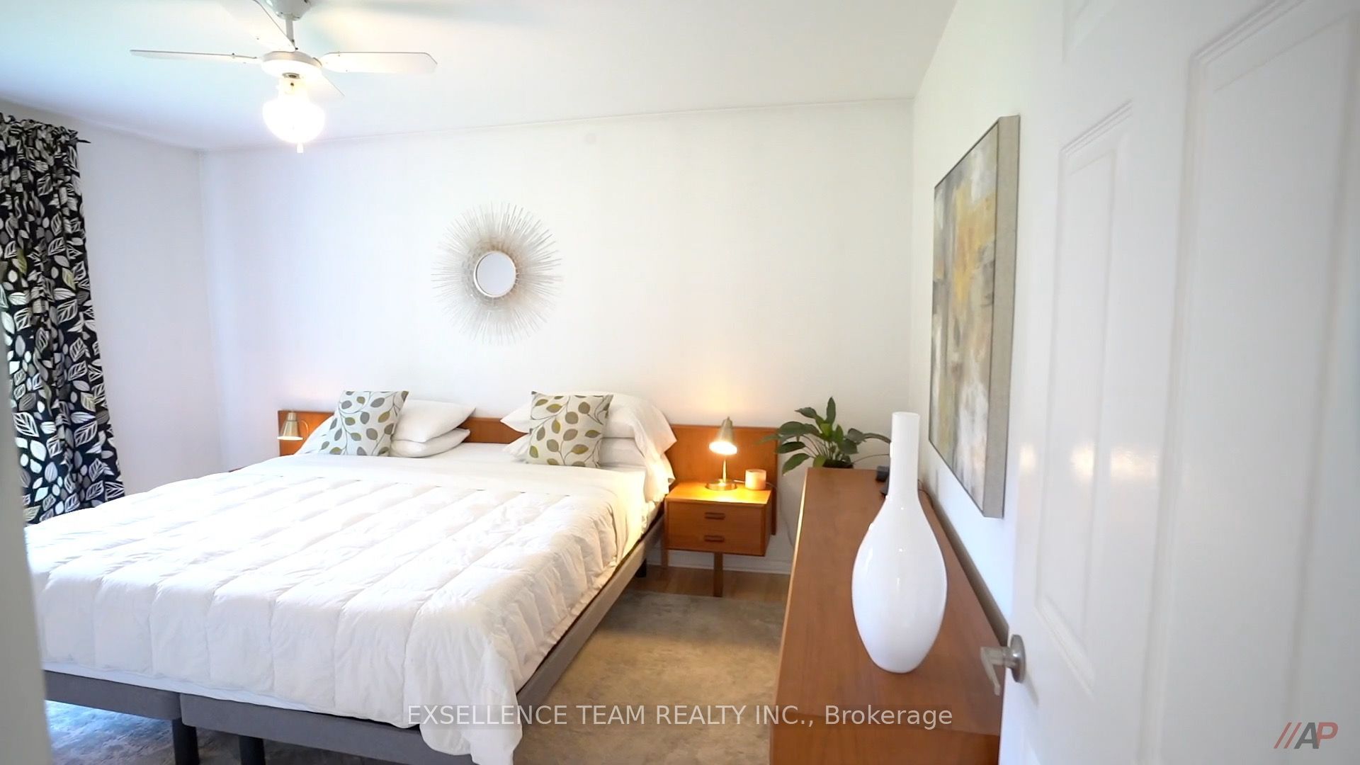16 Monk Street Property Photo 19