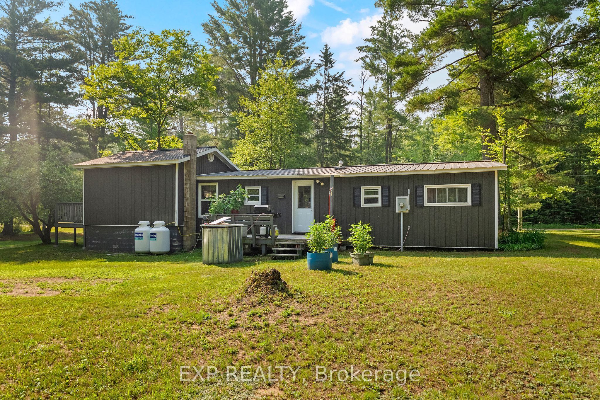 154 River Bend Drive Property Photo 2