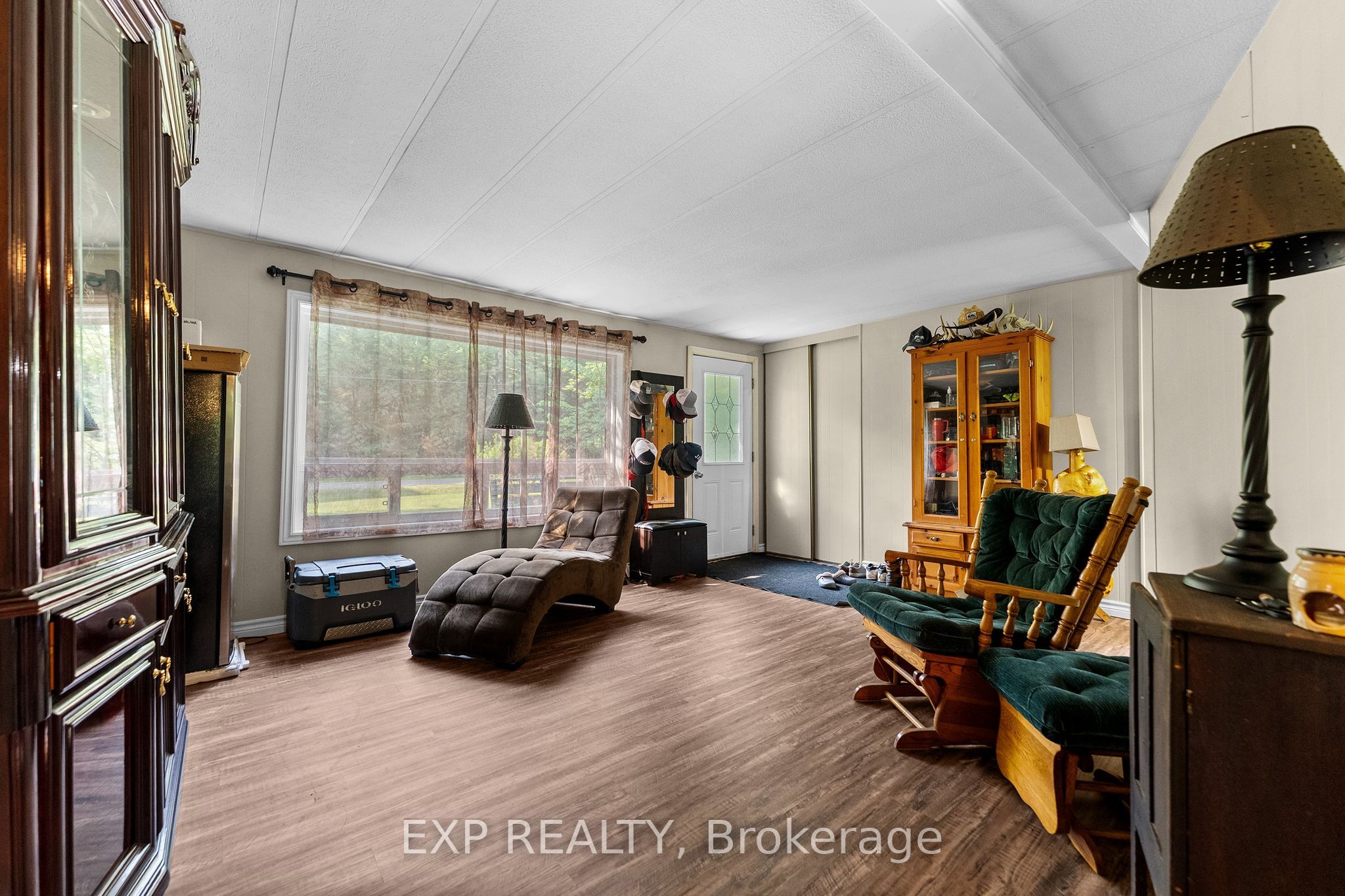 154 River Bend Drive Property Photo 8