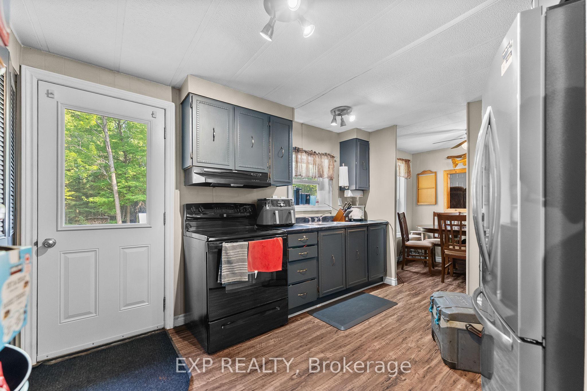 154 River Bend Drive Property Photo 11