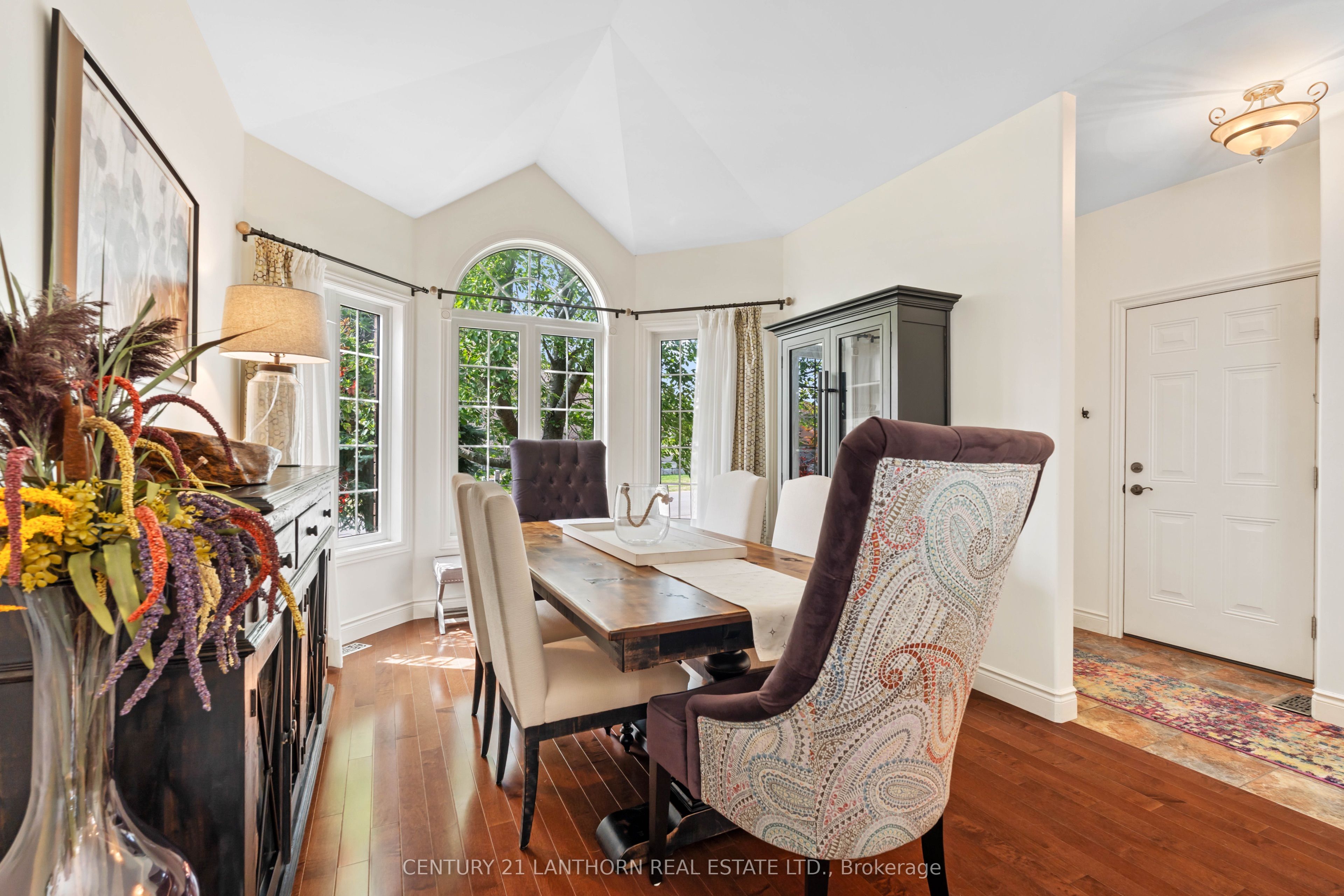 18 Mcdougall Drive Property Photo 11