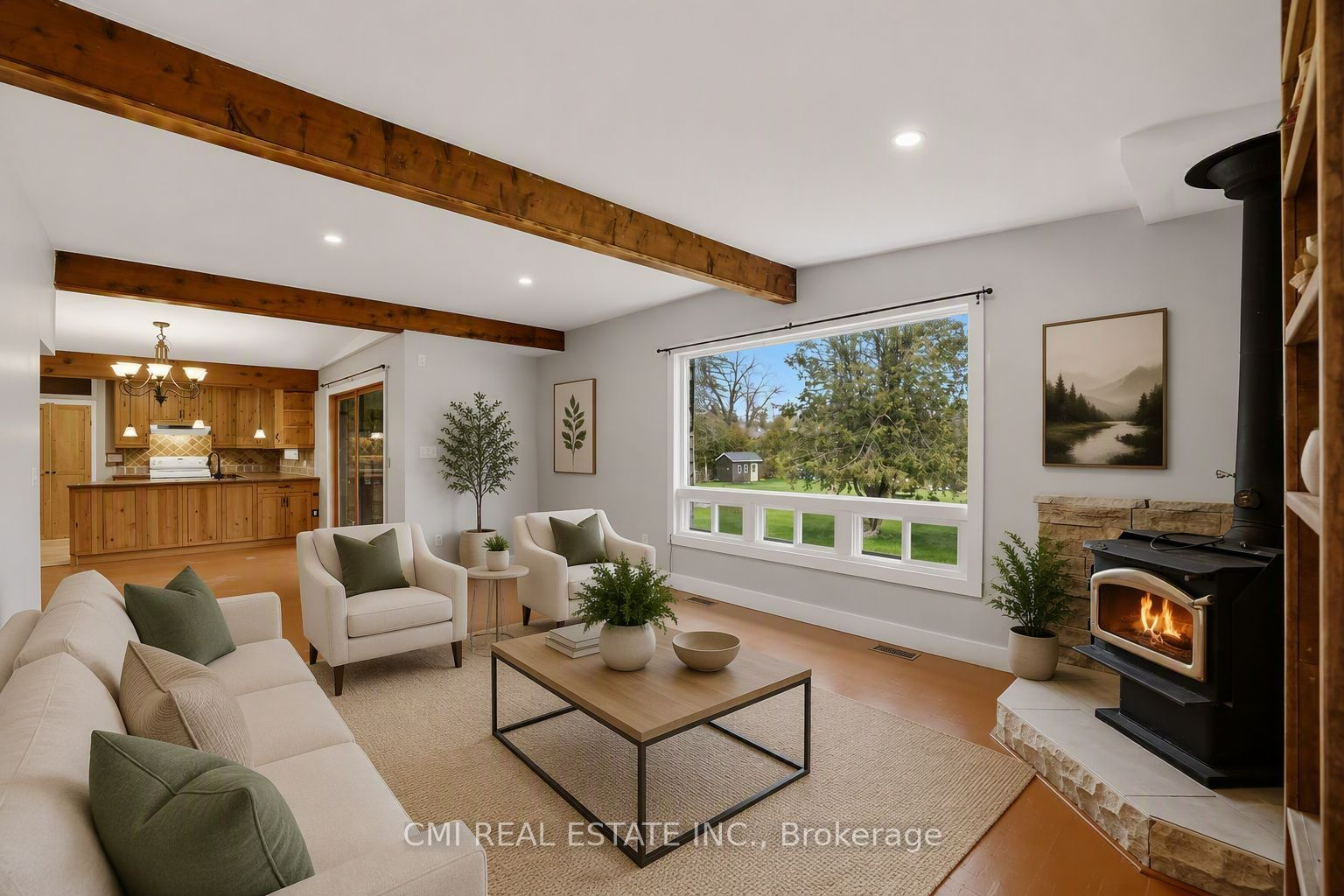 28 River Drive Property Photo 8