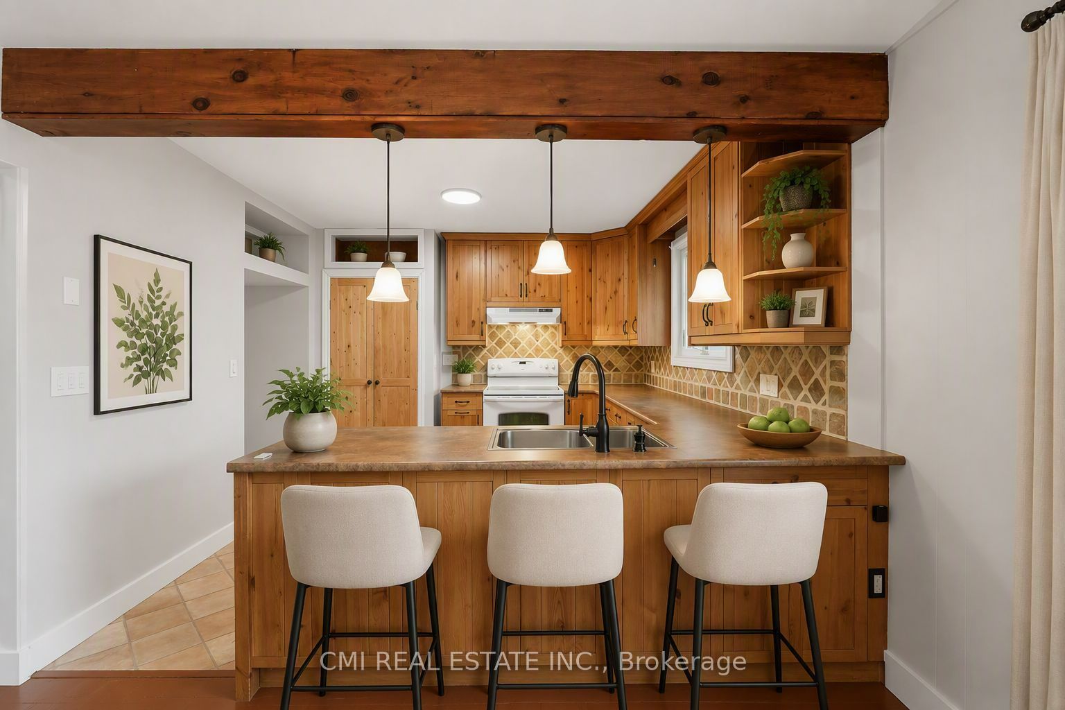 28 River Drive Property Photo 10