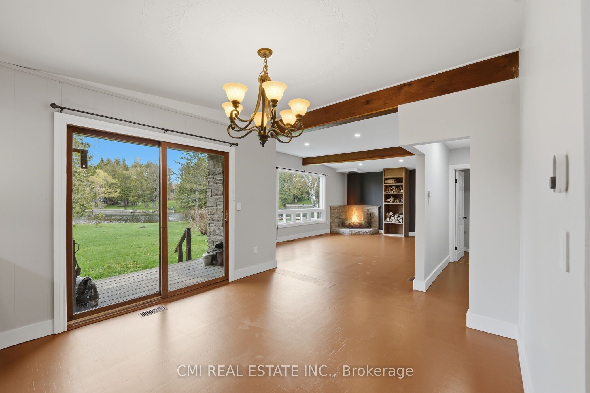 28 River Drive Property Photo 13
