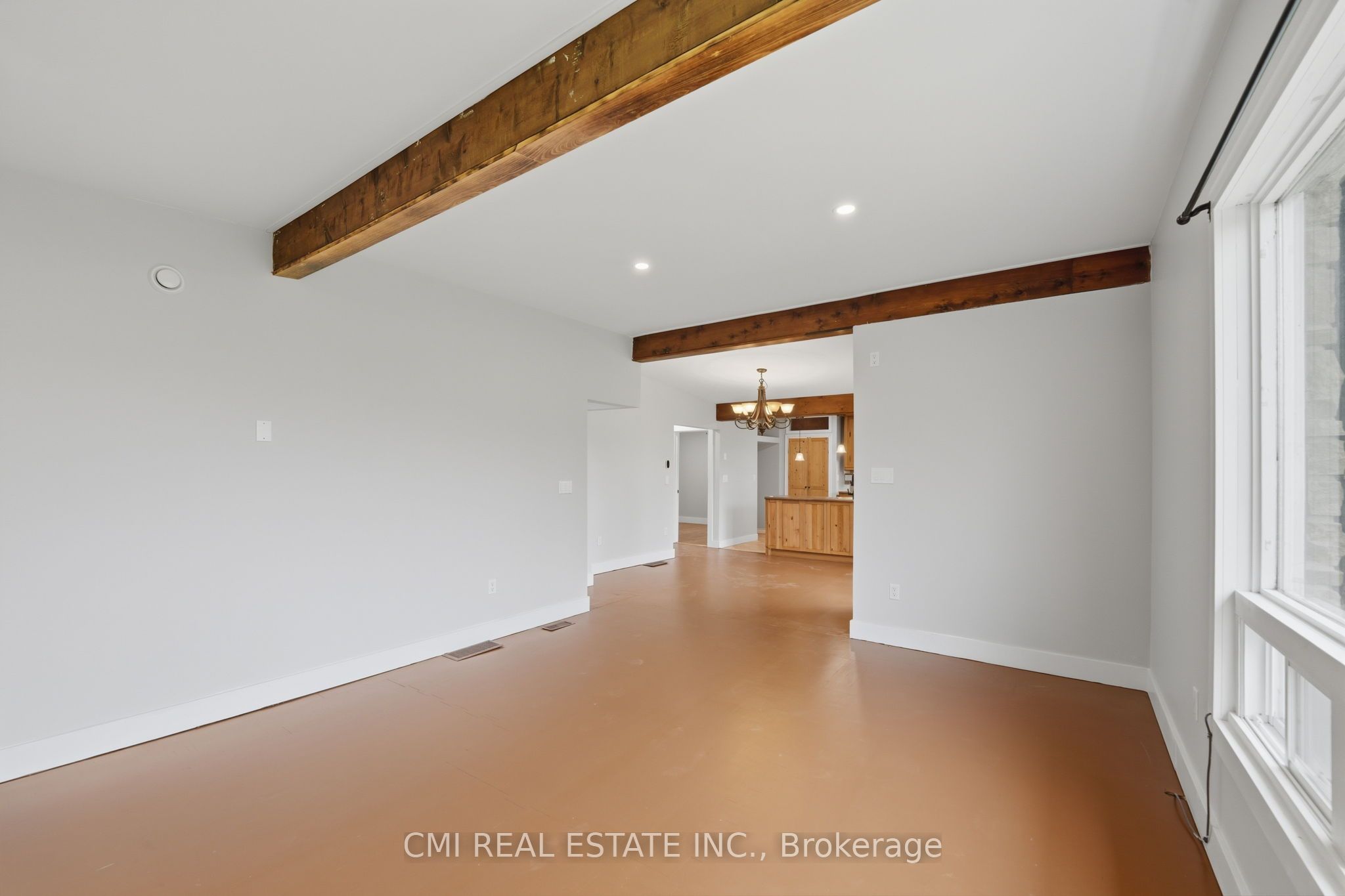 28 River Drive Property Photo 14