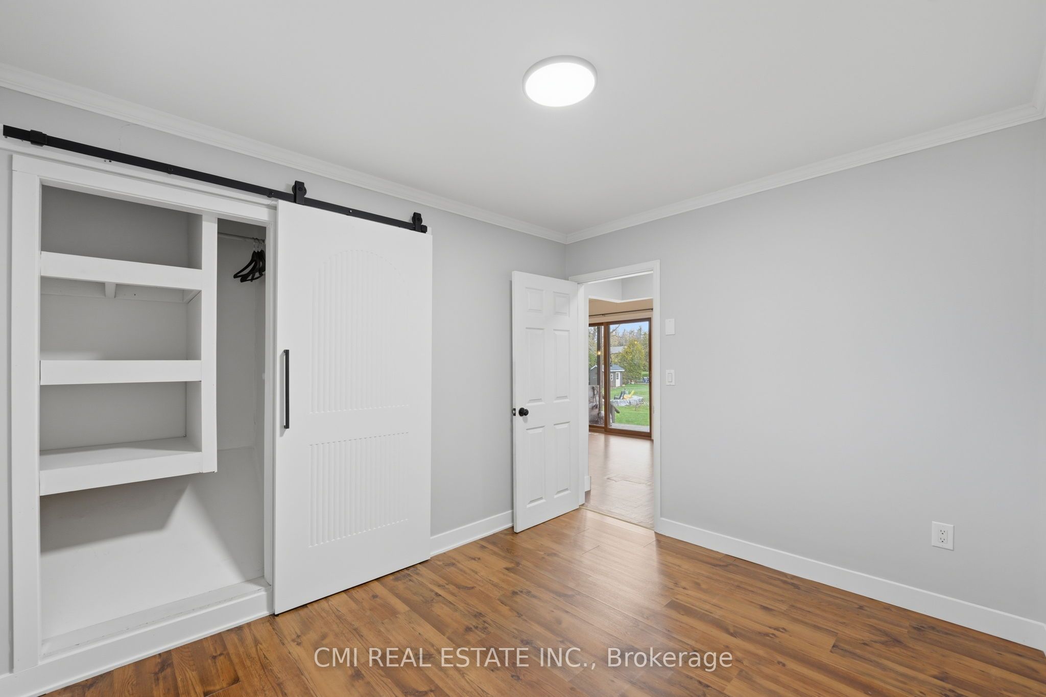 28 River Drive Property Photo 16