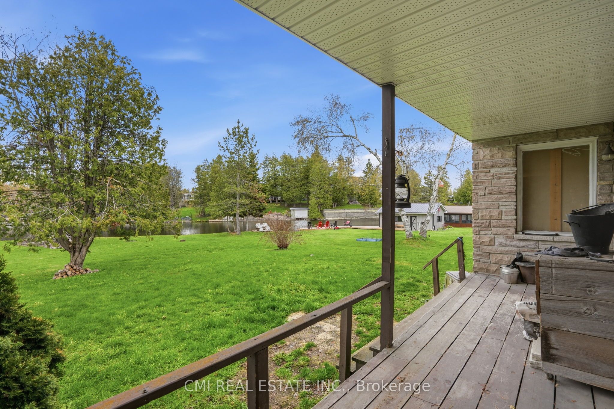 28 River Drive Property Photo 41