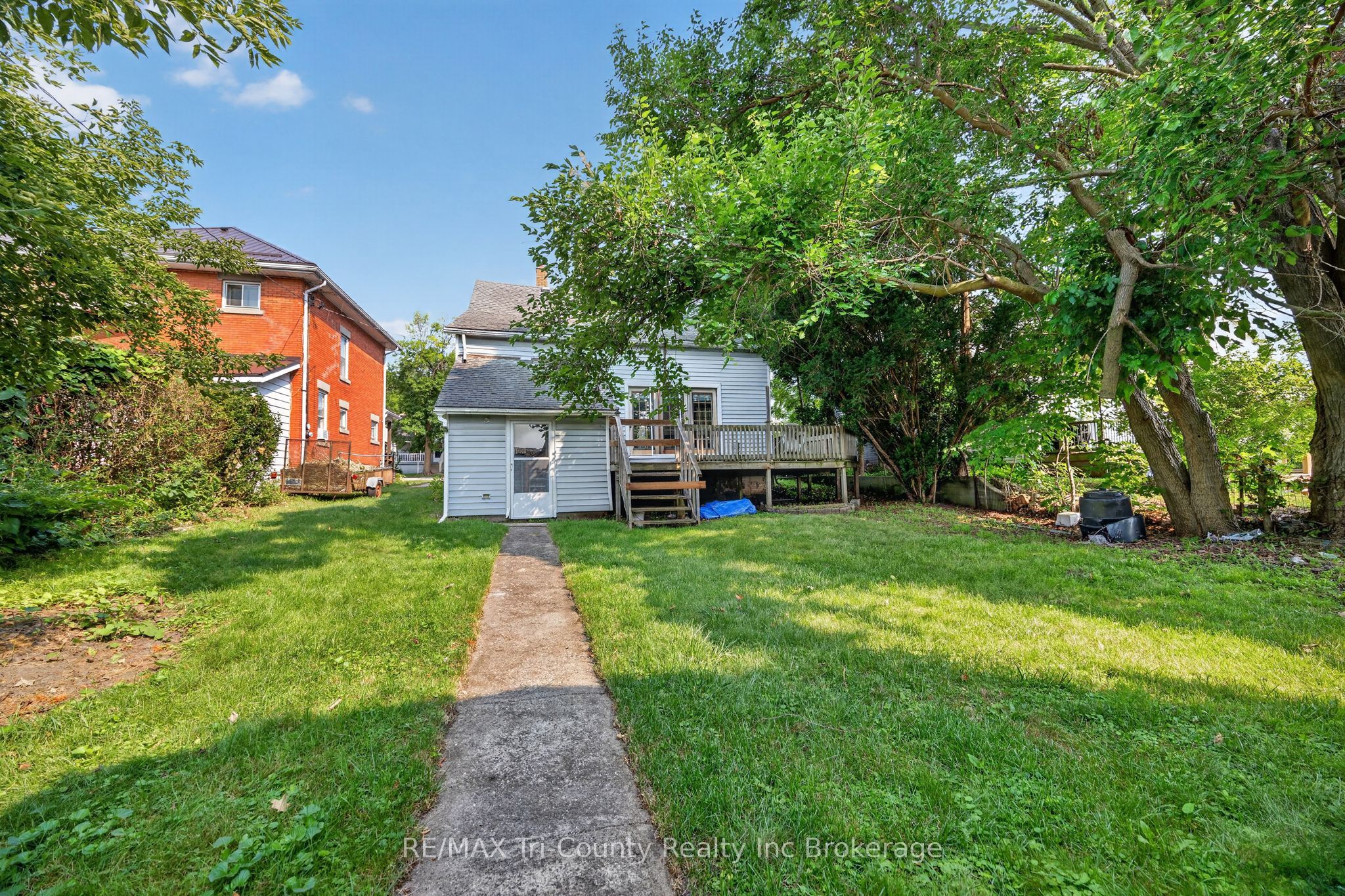 53 Brock Street W Property Photo 11