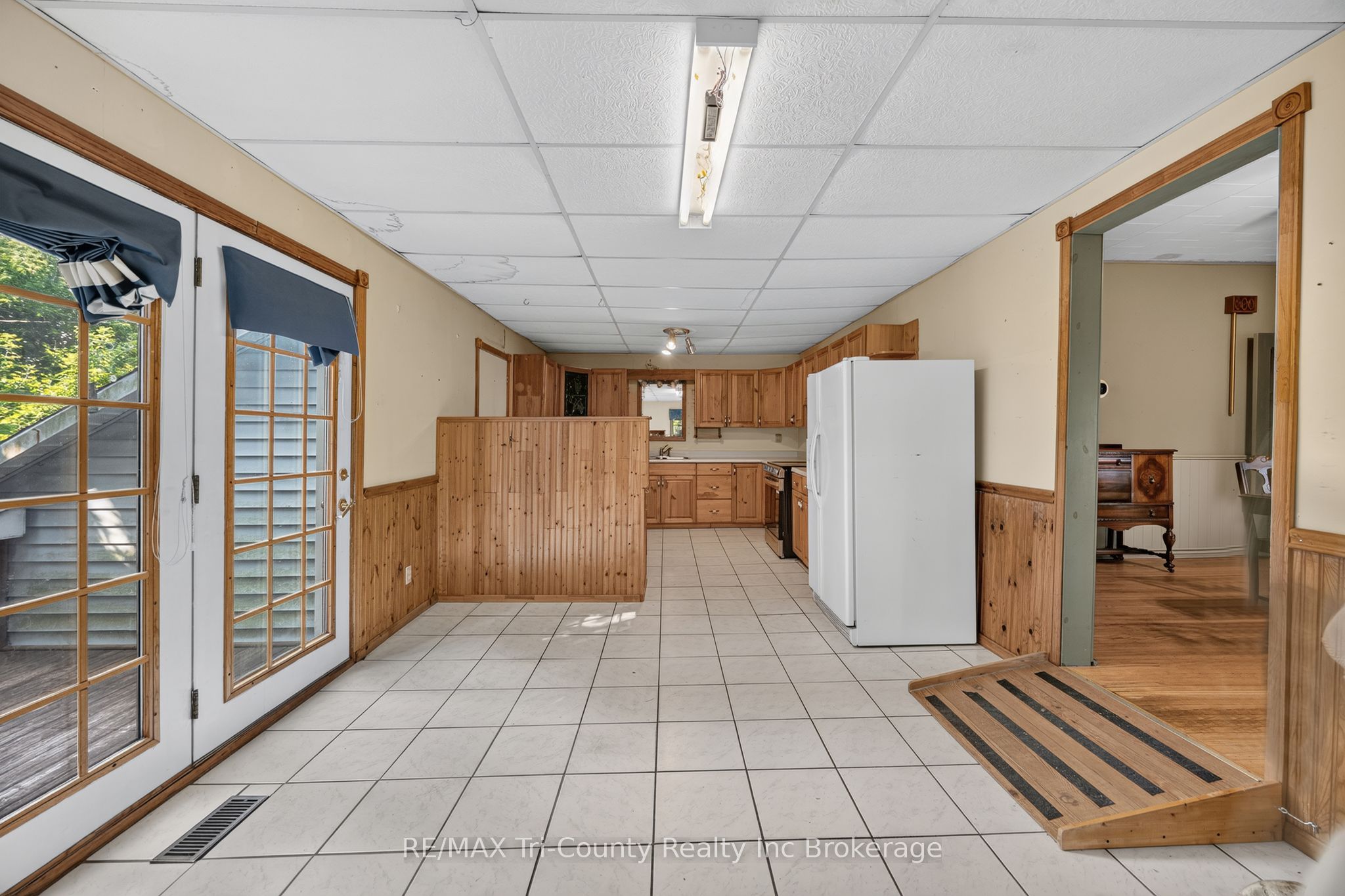 53 Brock Street W Property Photo 23