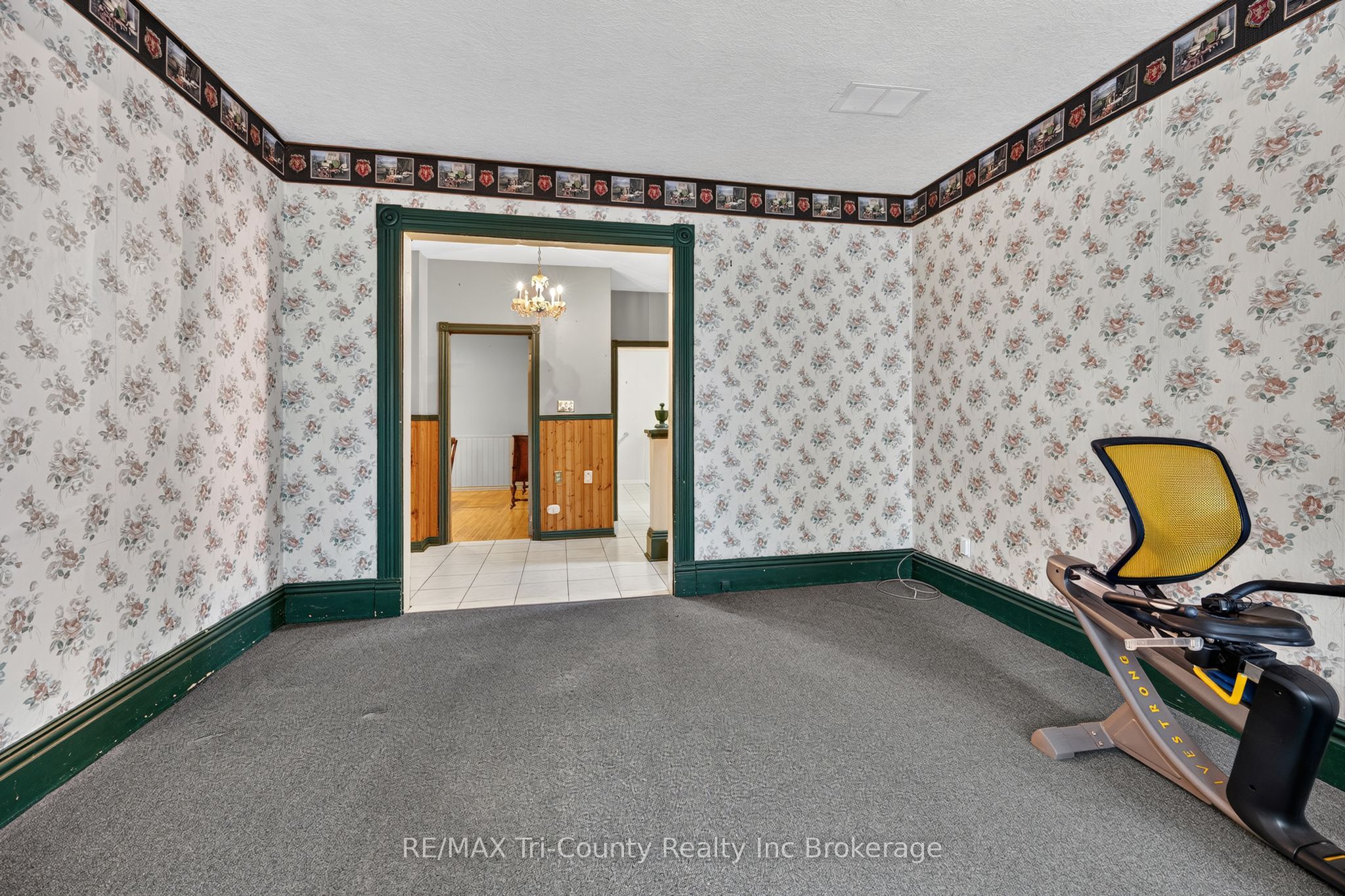 53 Brock Street W Property Photo 29