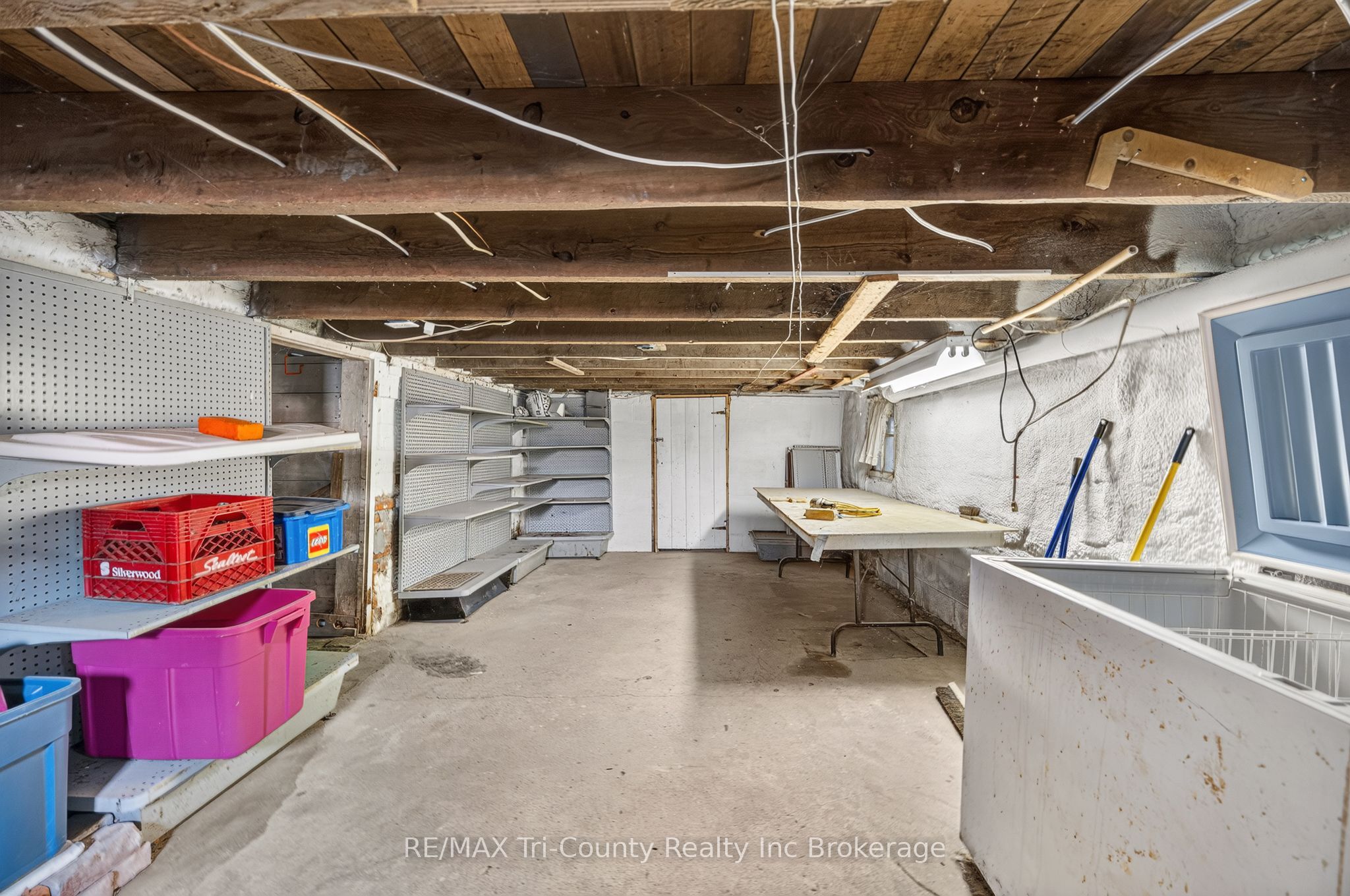 53 Brock Street W Property Photo 43