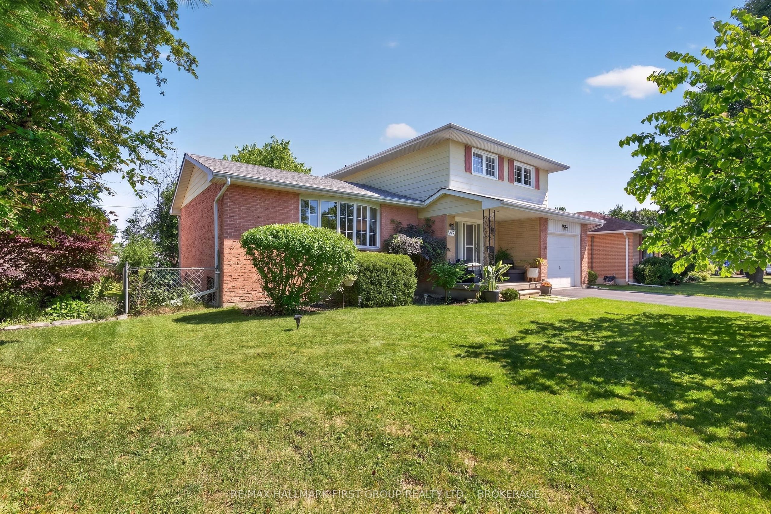 417 Glen Castle Road Property Photo 4
