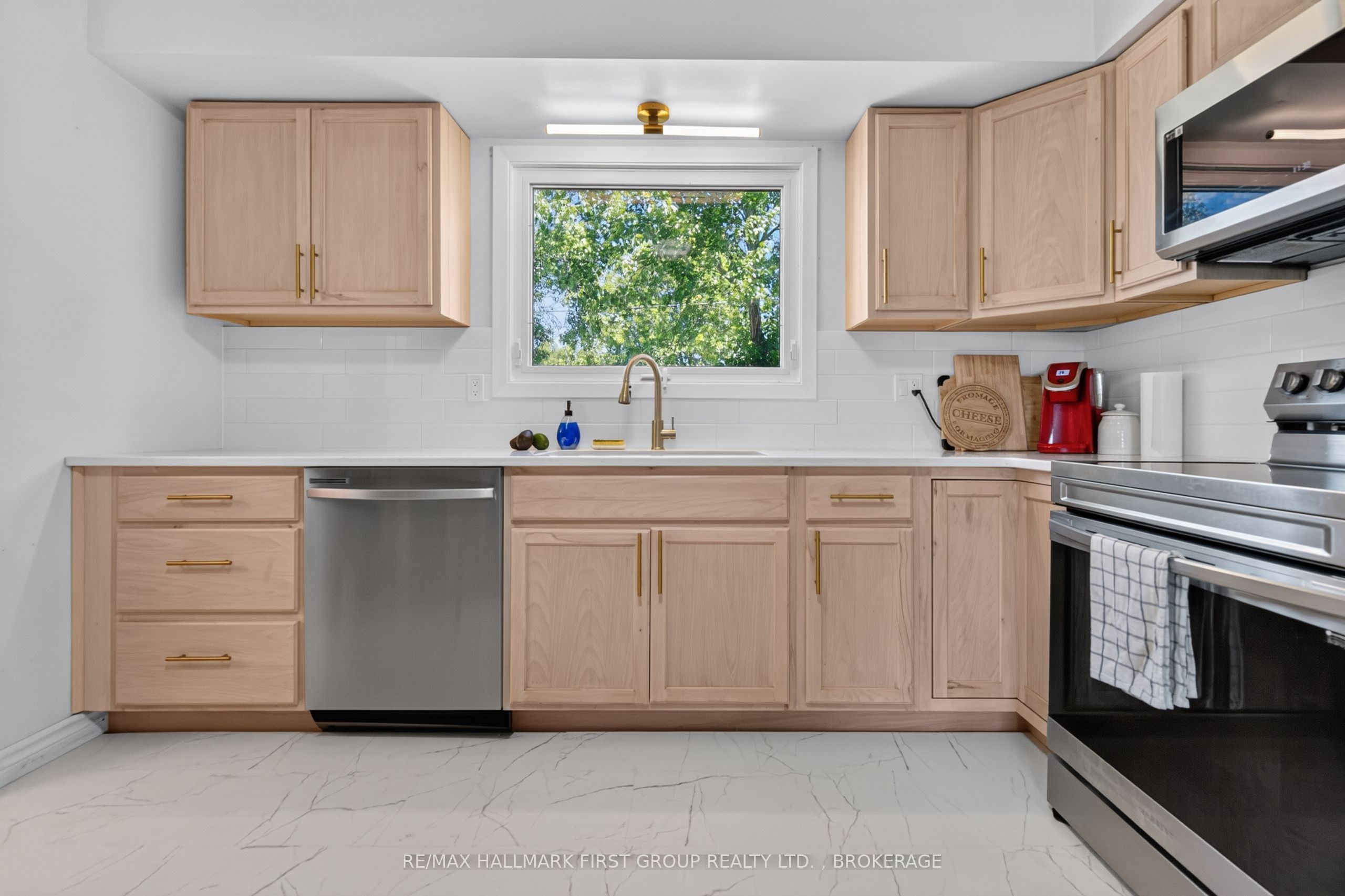 417 Glen Castle Road Property Photo 18