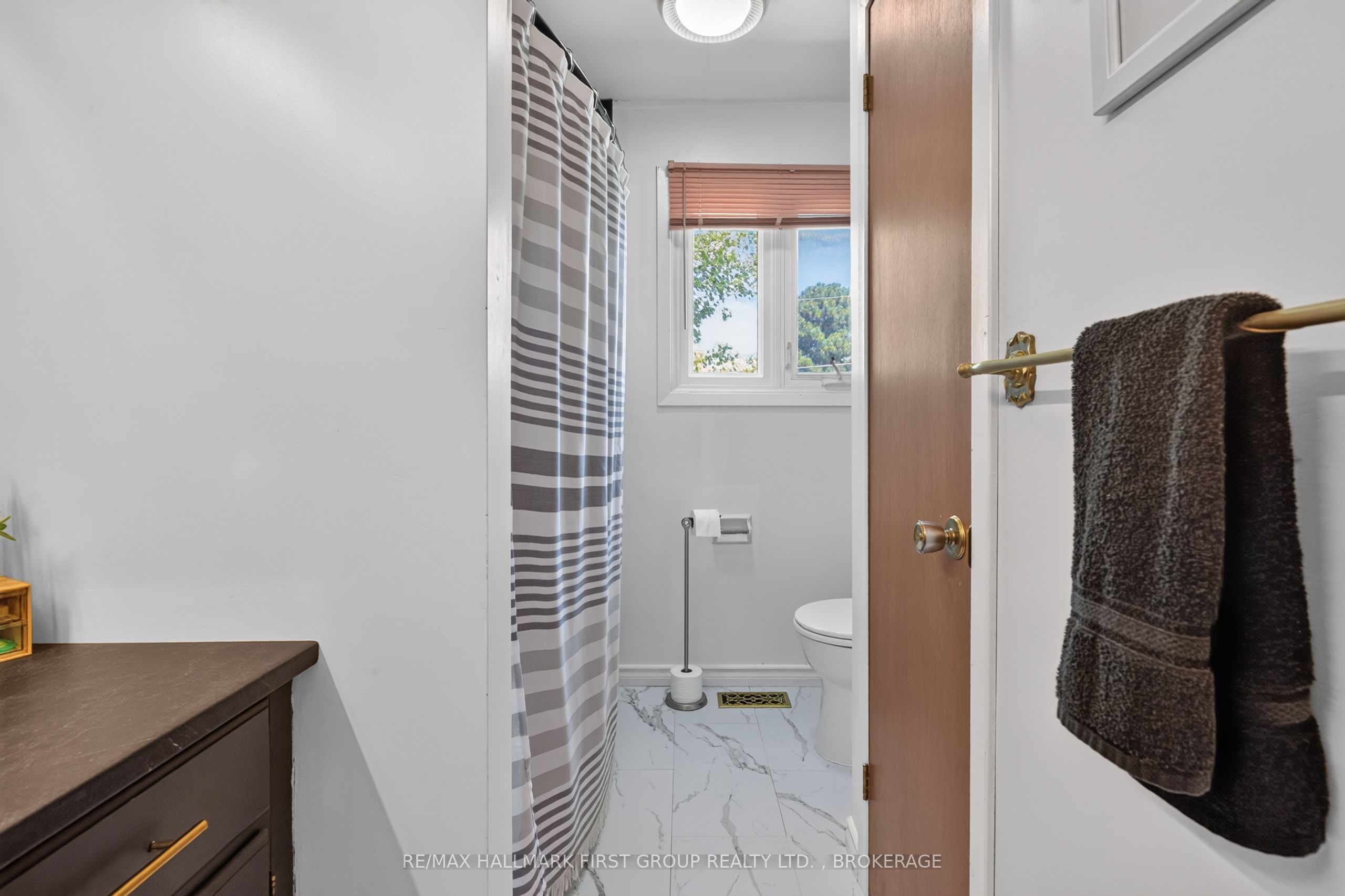 417 Glen Castle Road Property Photo 34