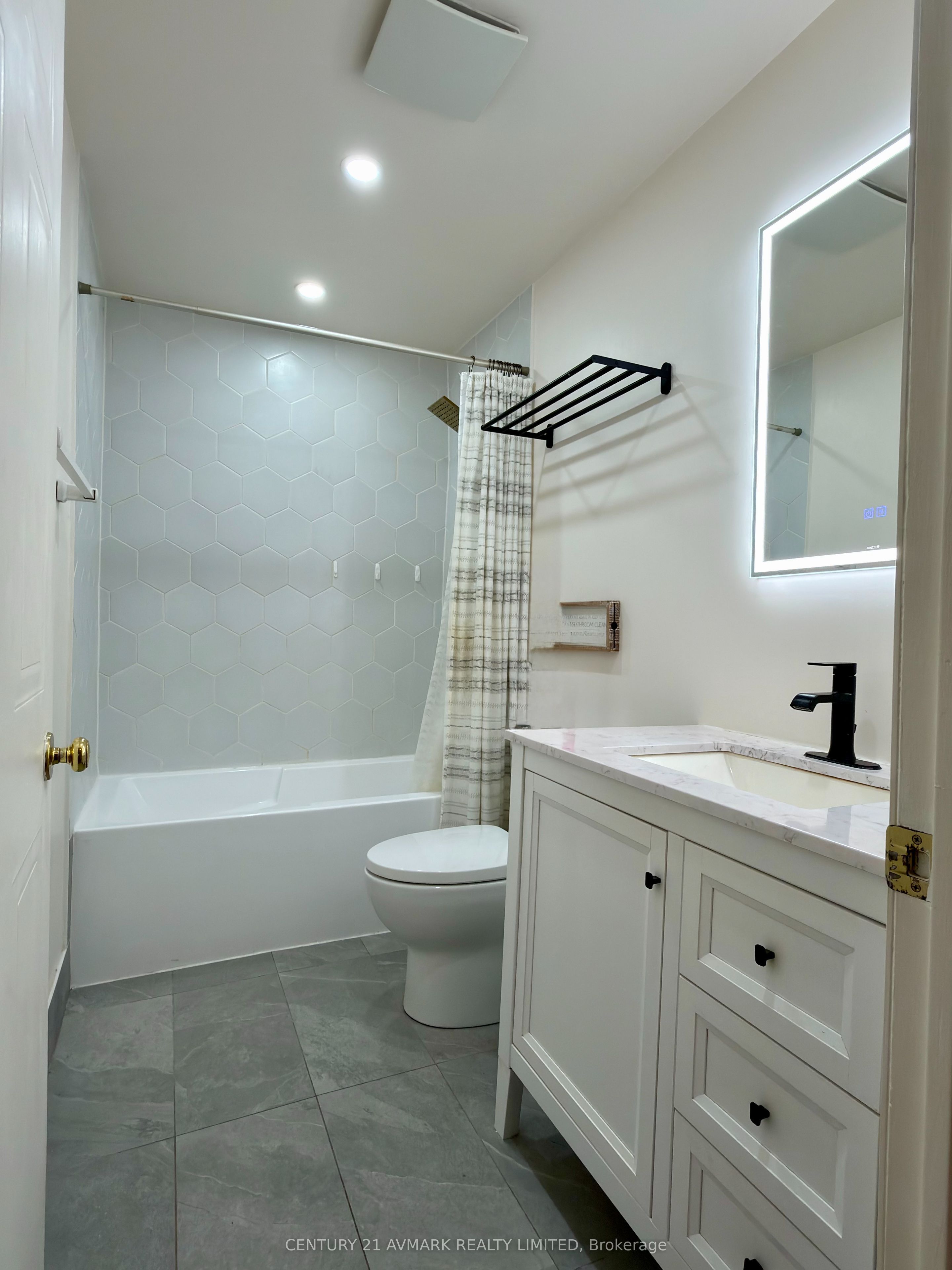 4363 Arejay Avenue Property Photo 6