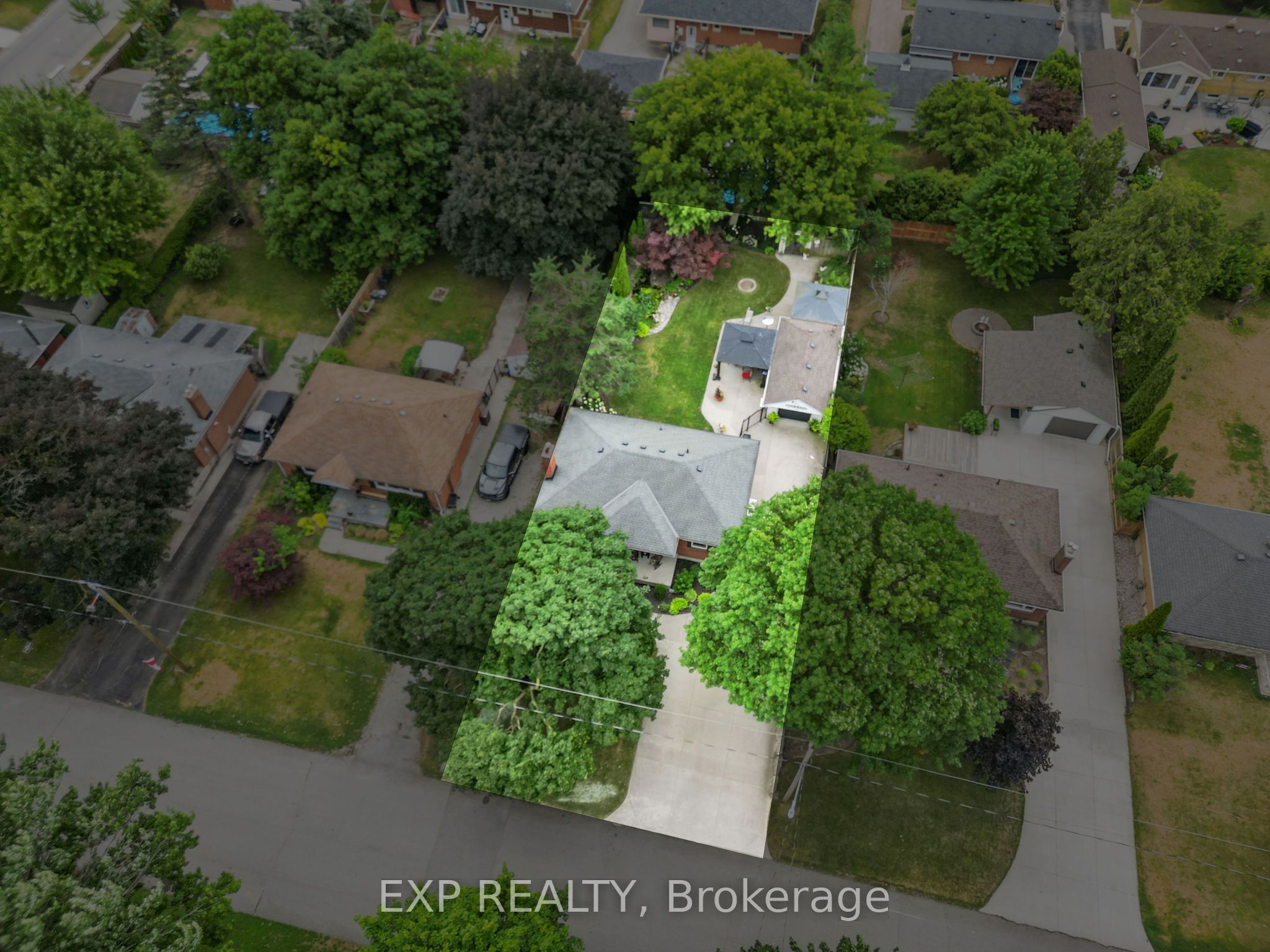 71 Marianna Drive Property Photo 3