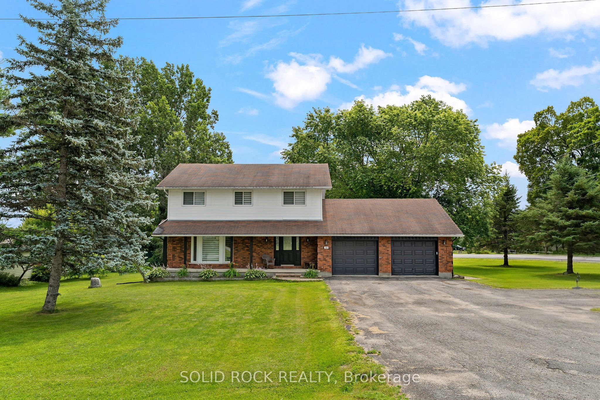 708 Mckenzie Avenue Property Photo 1