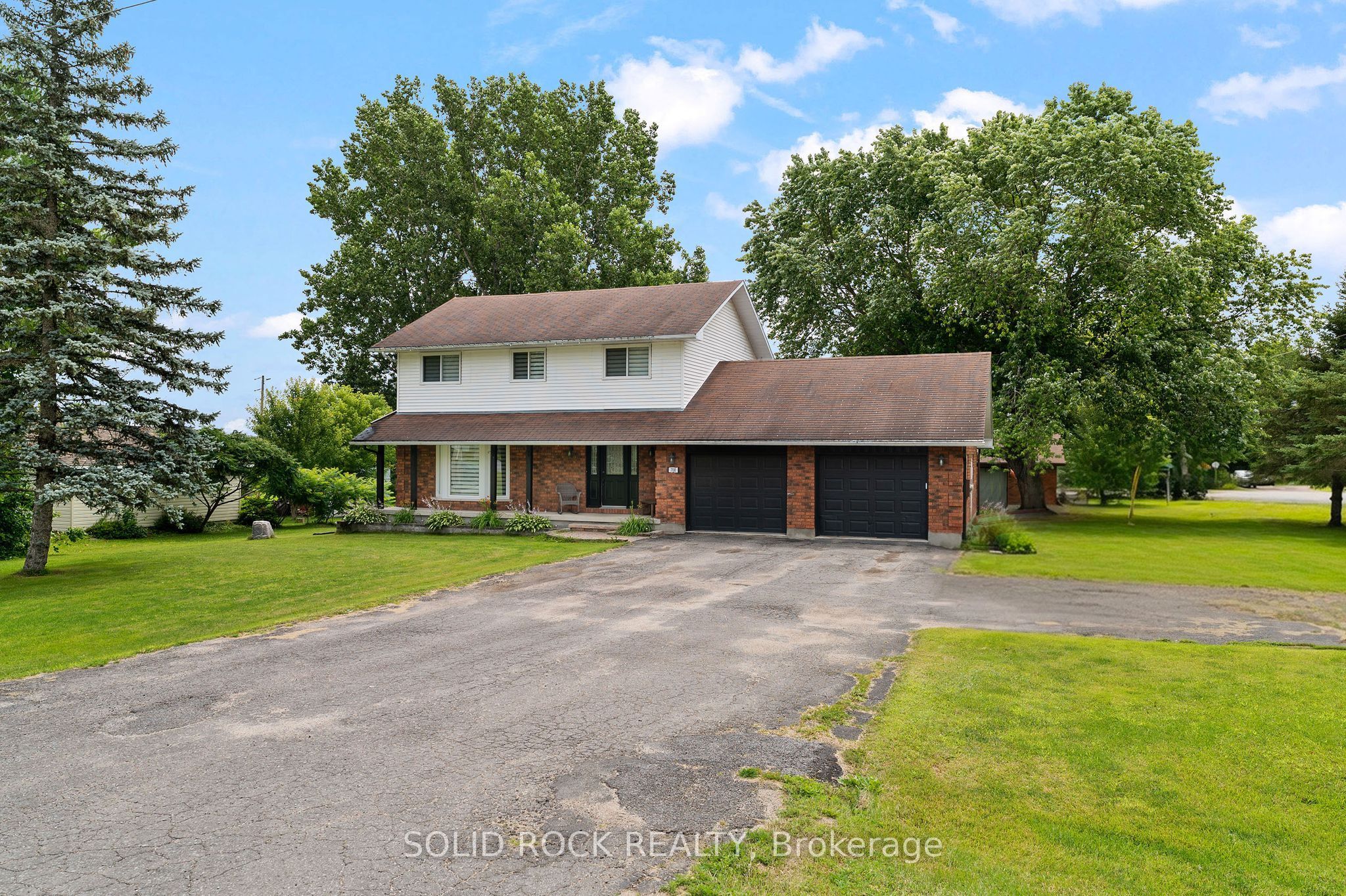 708 Mckenzie Avenue Property Photo 3