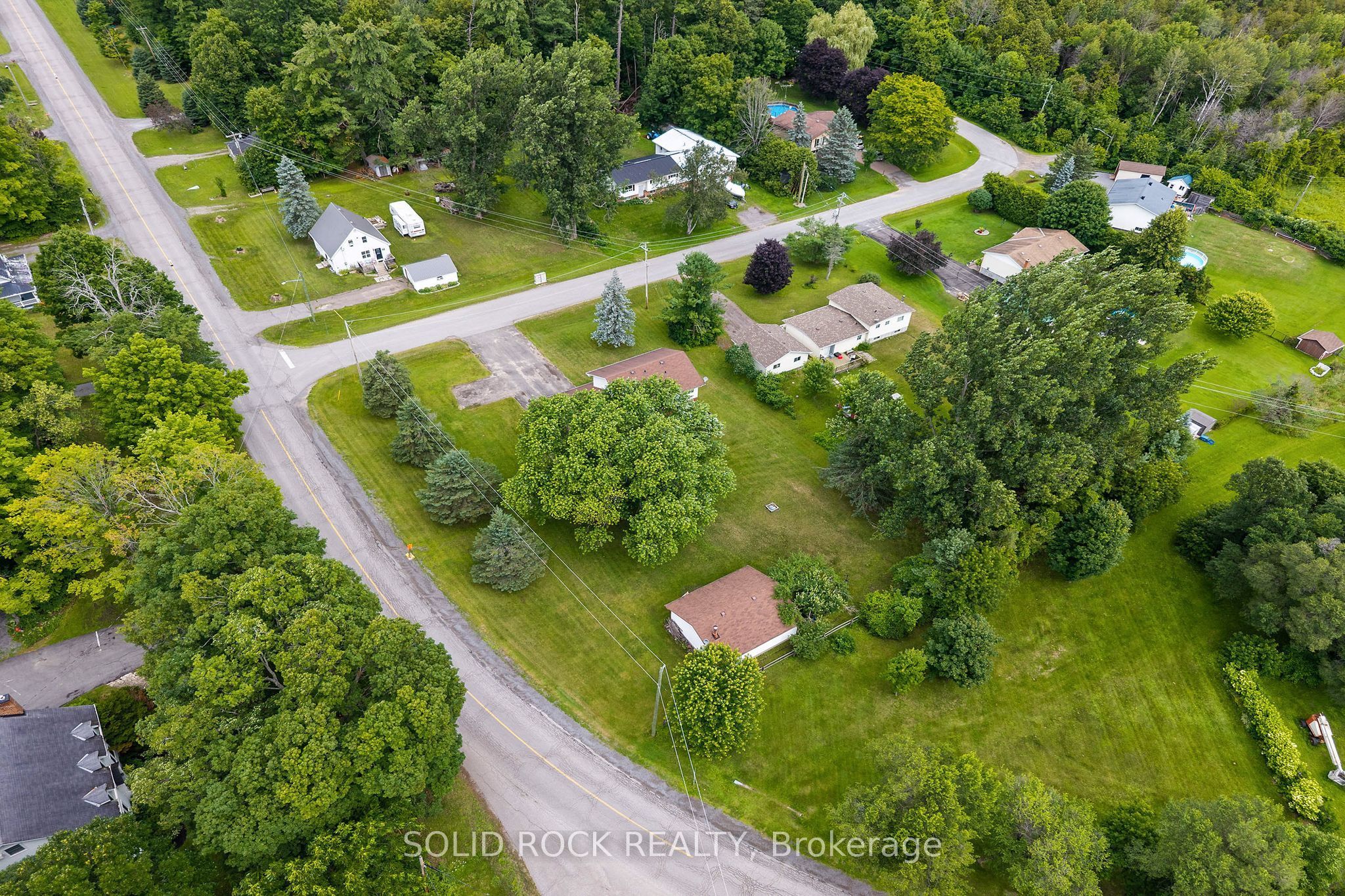 708 Mckenzie Avenue Property Photo 6