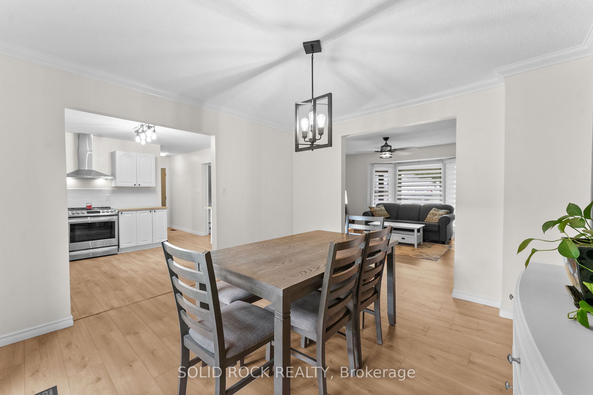 708 Mckenzie Avenue Property Photo 14