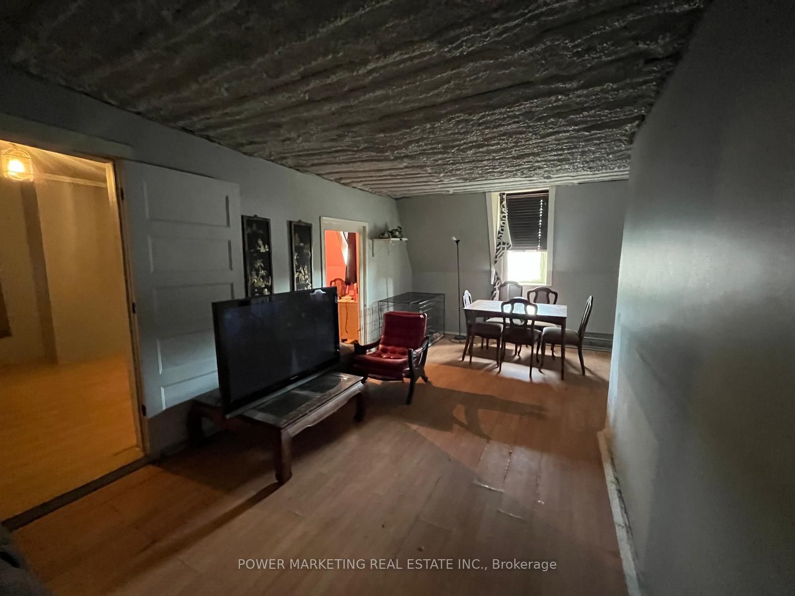 737 Main Street Property Photo 12