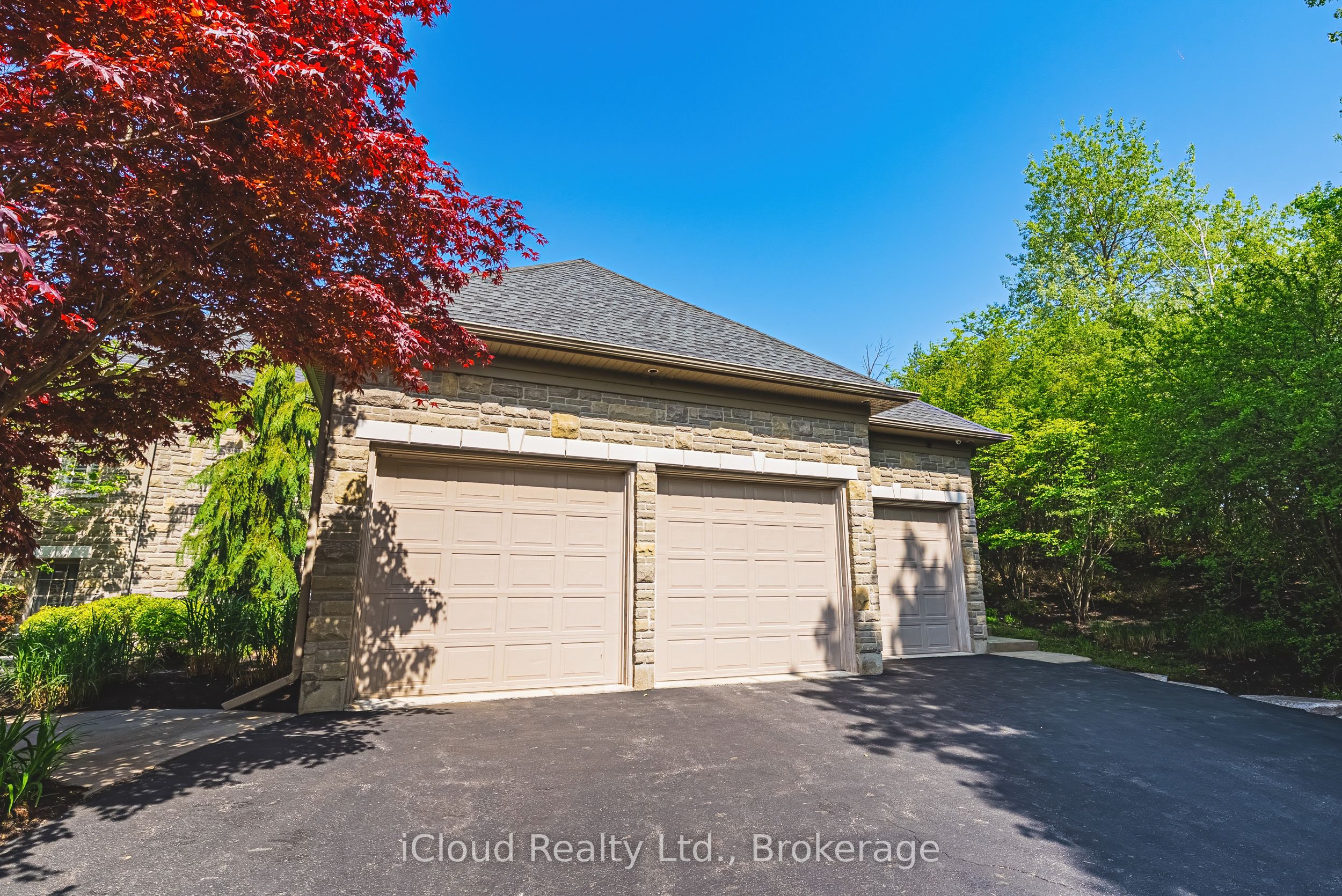 845 Hidden Valley Road Property Photo 43