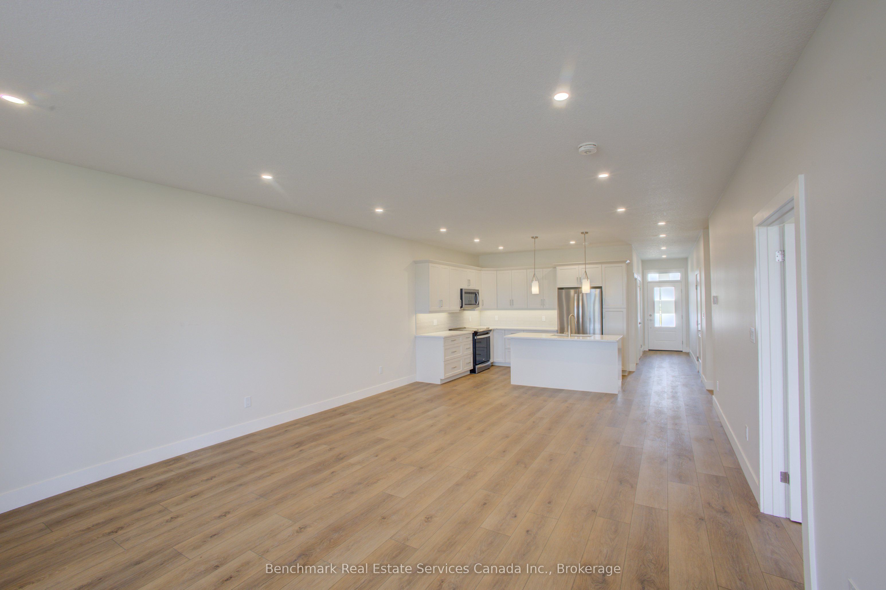 57 Cavalier Crescent Property Photo 15
