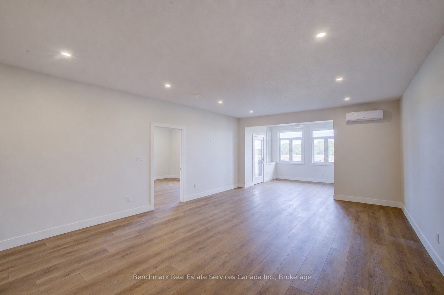 57 Cavalier Crescent Property Photo 17