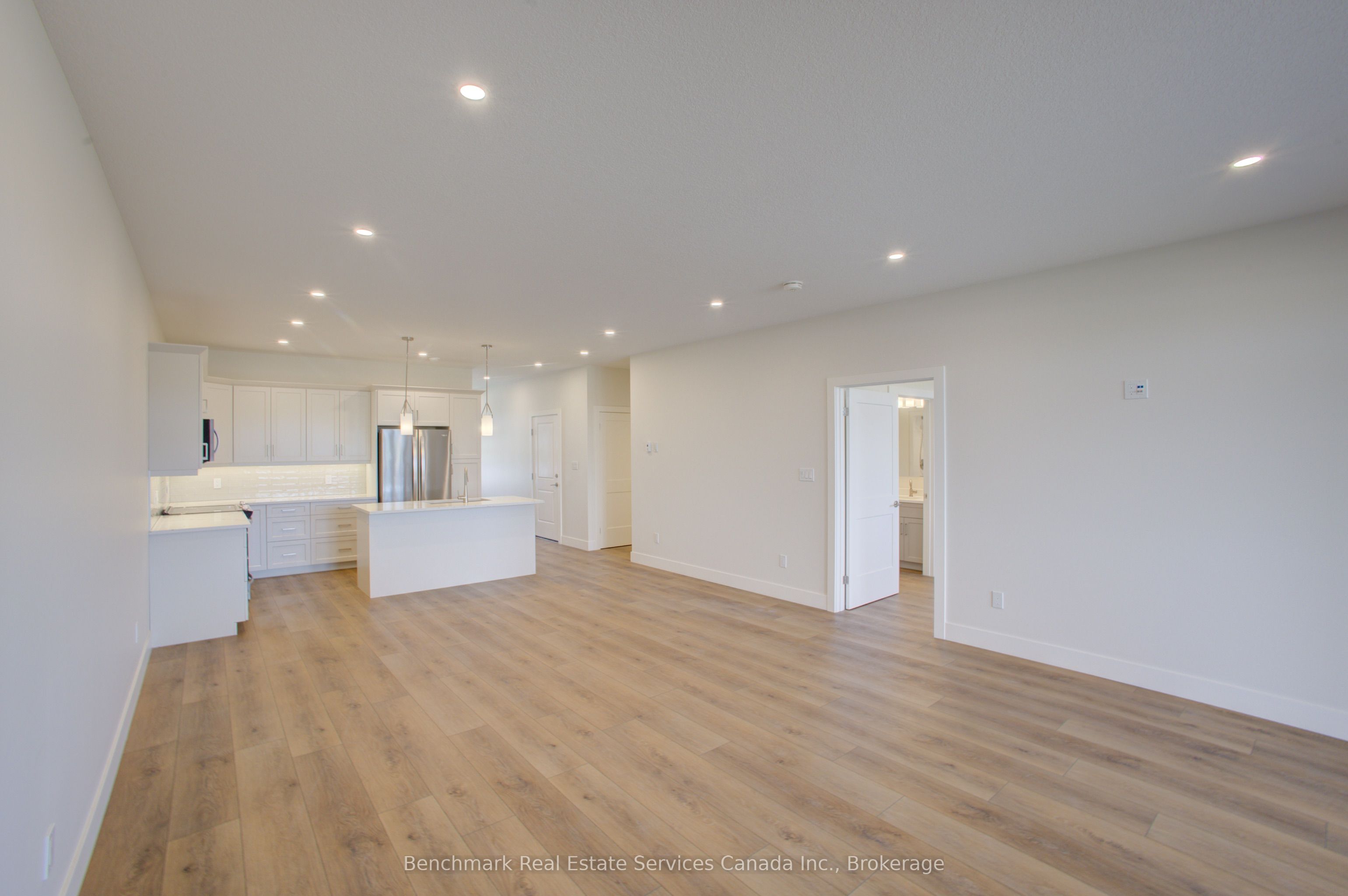 57 Cavalier Crescent Property Photo 18