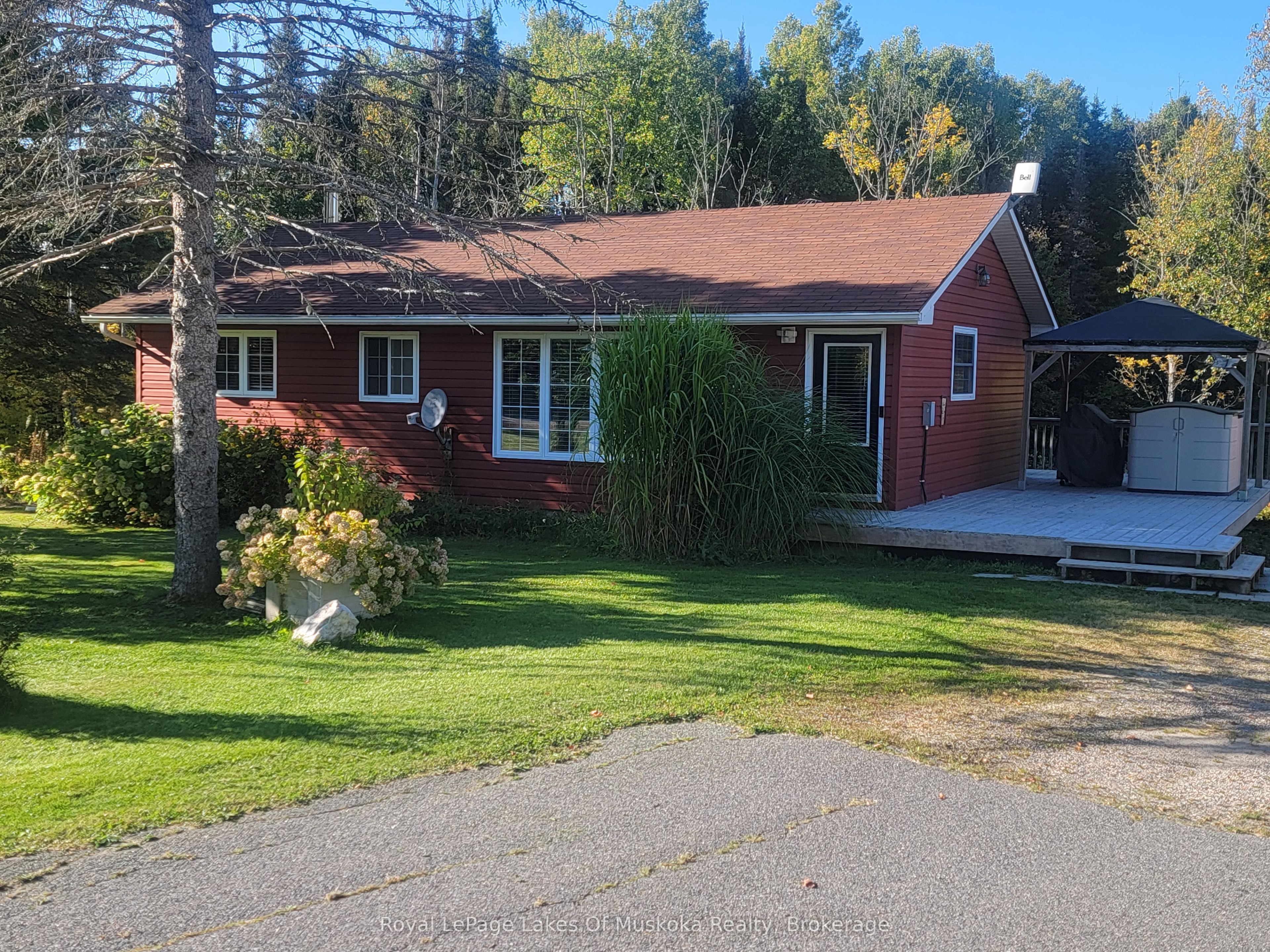 1 Christopher Lane Property Photo 4