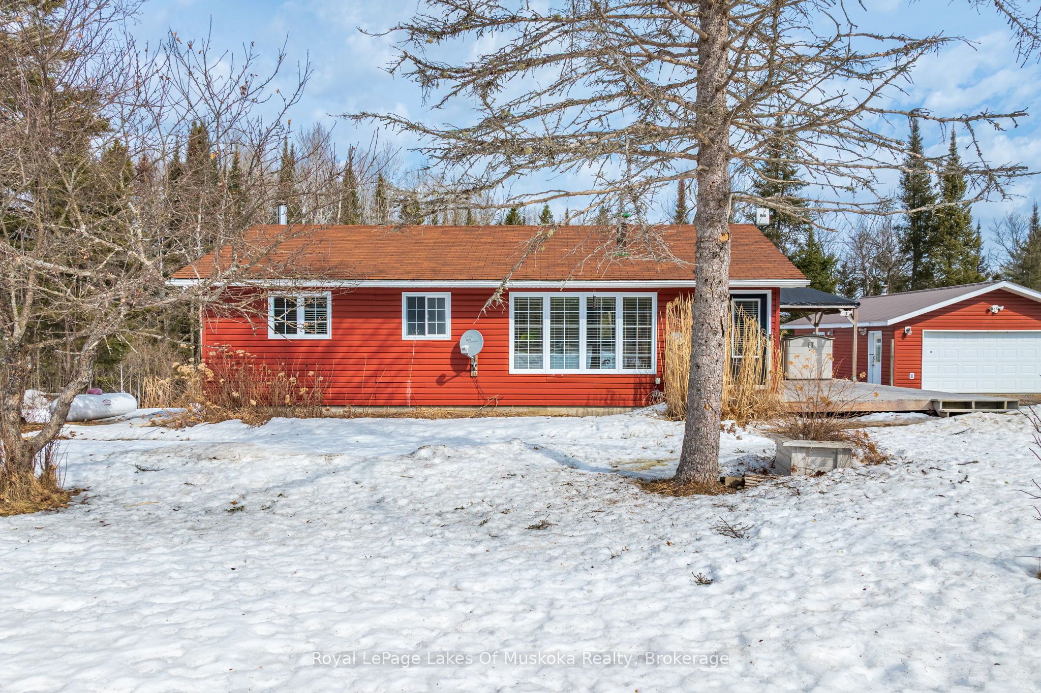 1 Christopher Lane Property Photo 43
