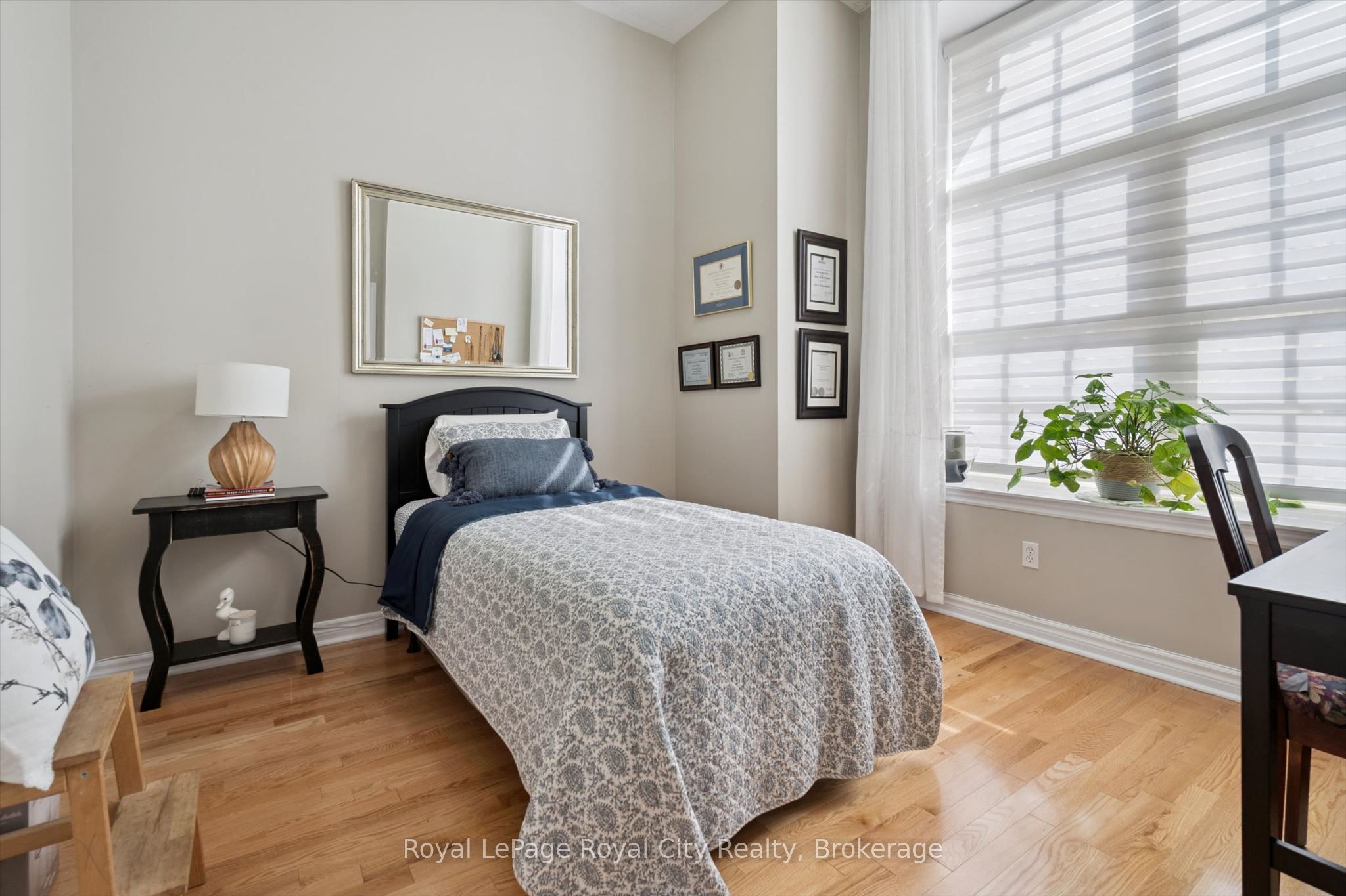 478 St Andrew Street E 101 Property Photo 10