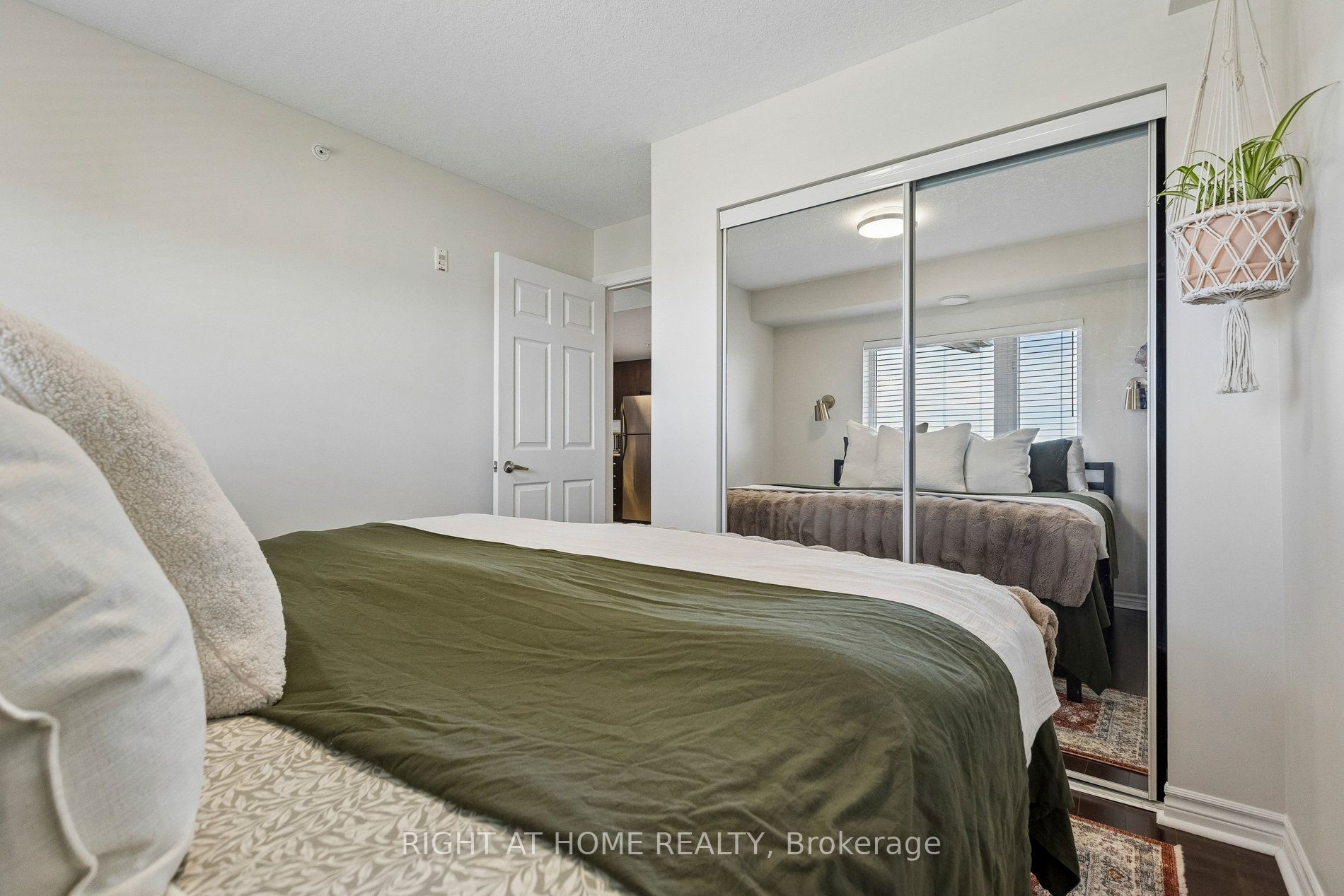 37 Goodwin Drive 404 Property Photo 22