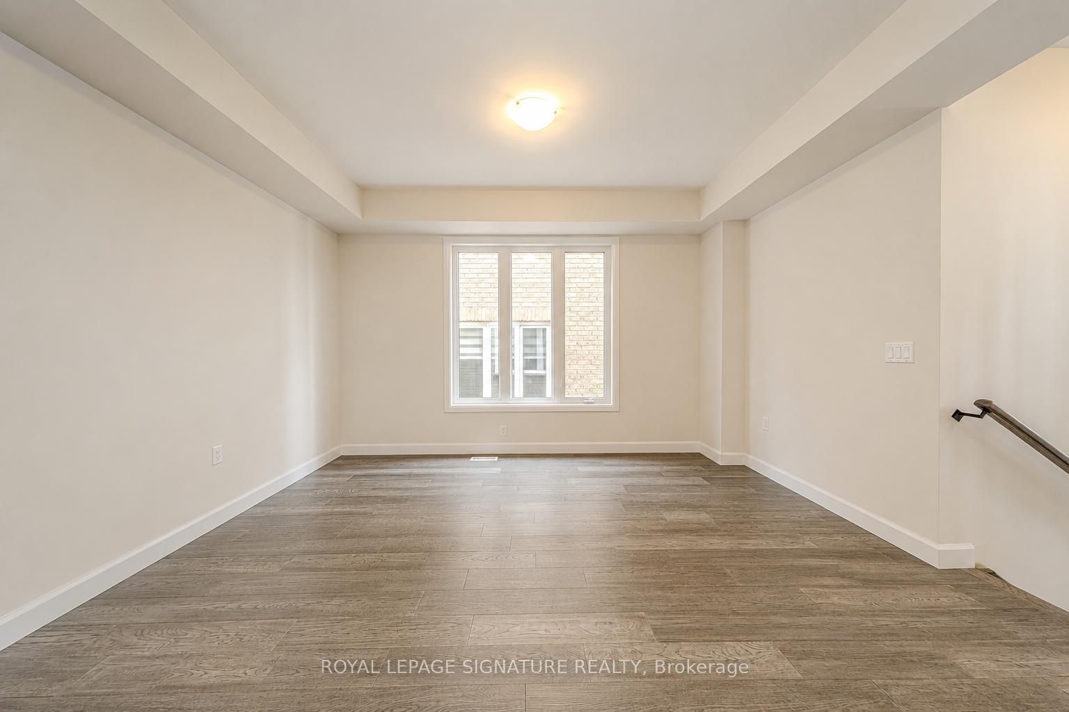 109 York Drive Property Photo 4