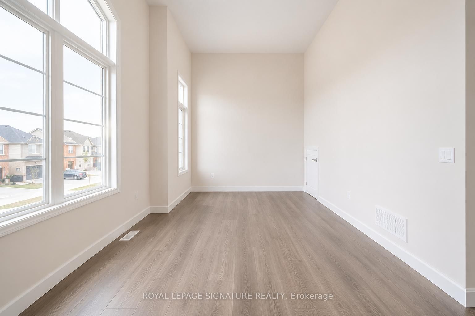 109 York Drive Property Photo 8