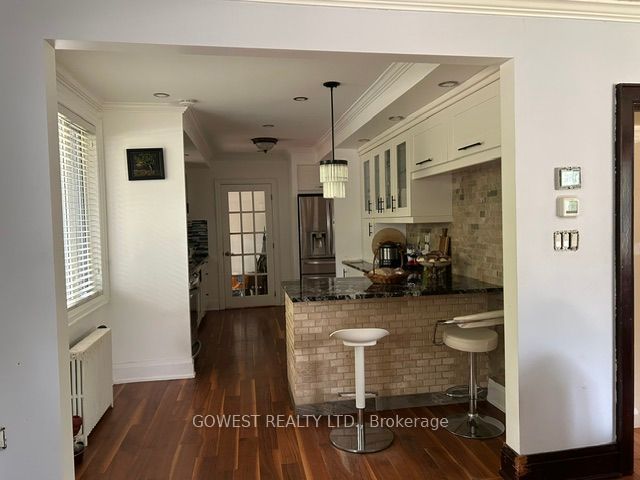 6054 Corwin Avenue Property Photo 3